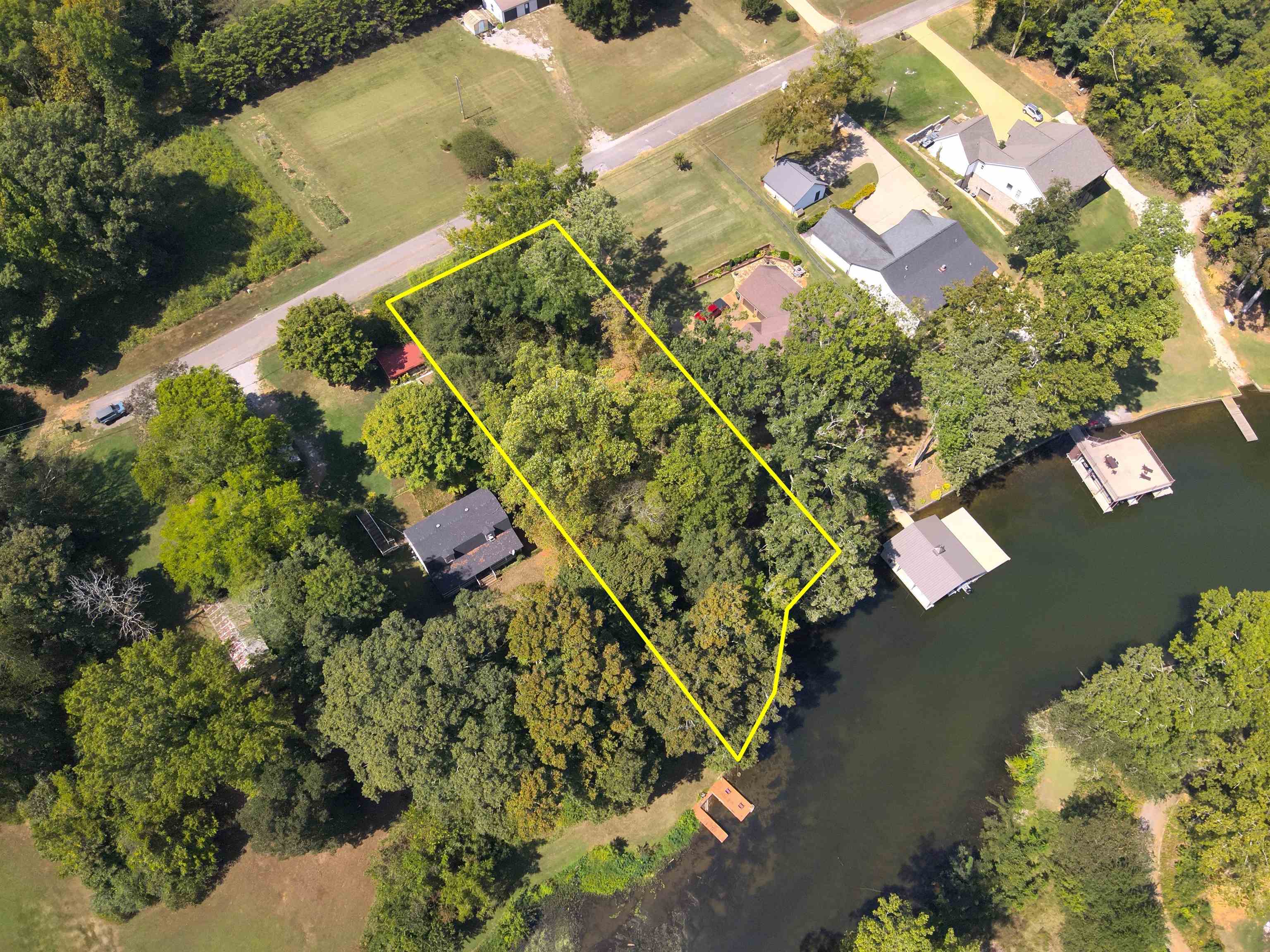 Lot 32 Lakeshore Dr, Muscle Shoals, AL 35661 — photo 3