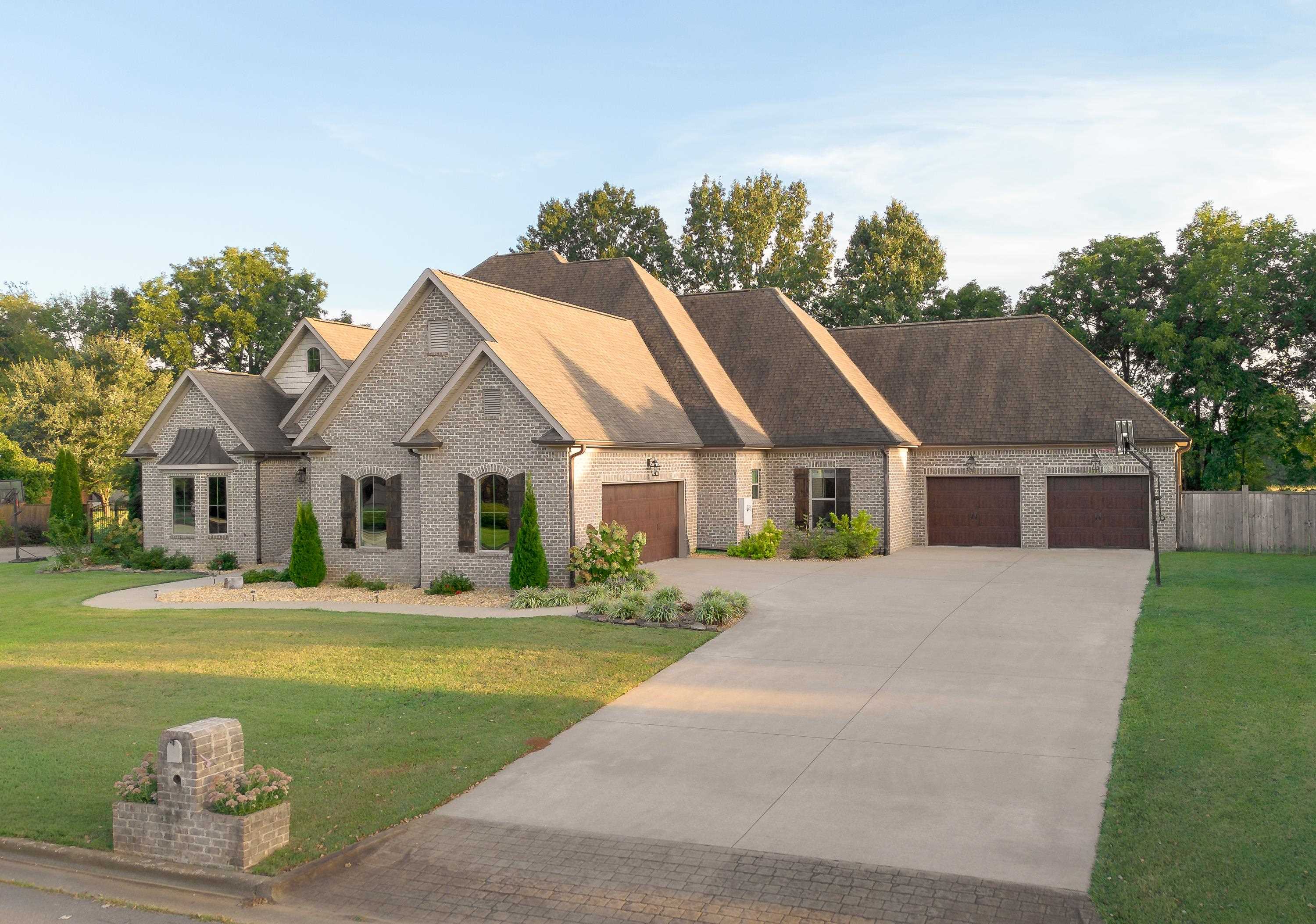 113 Dalton Ln, Tuscumbia, AL 35674 — photo 2