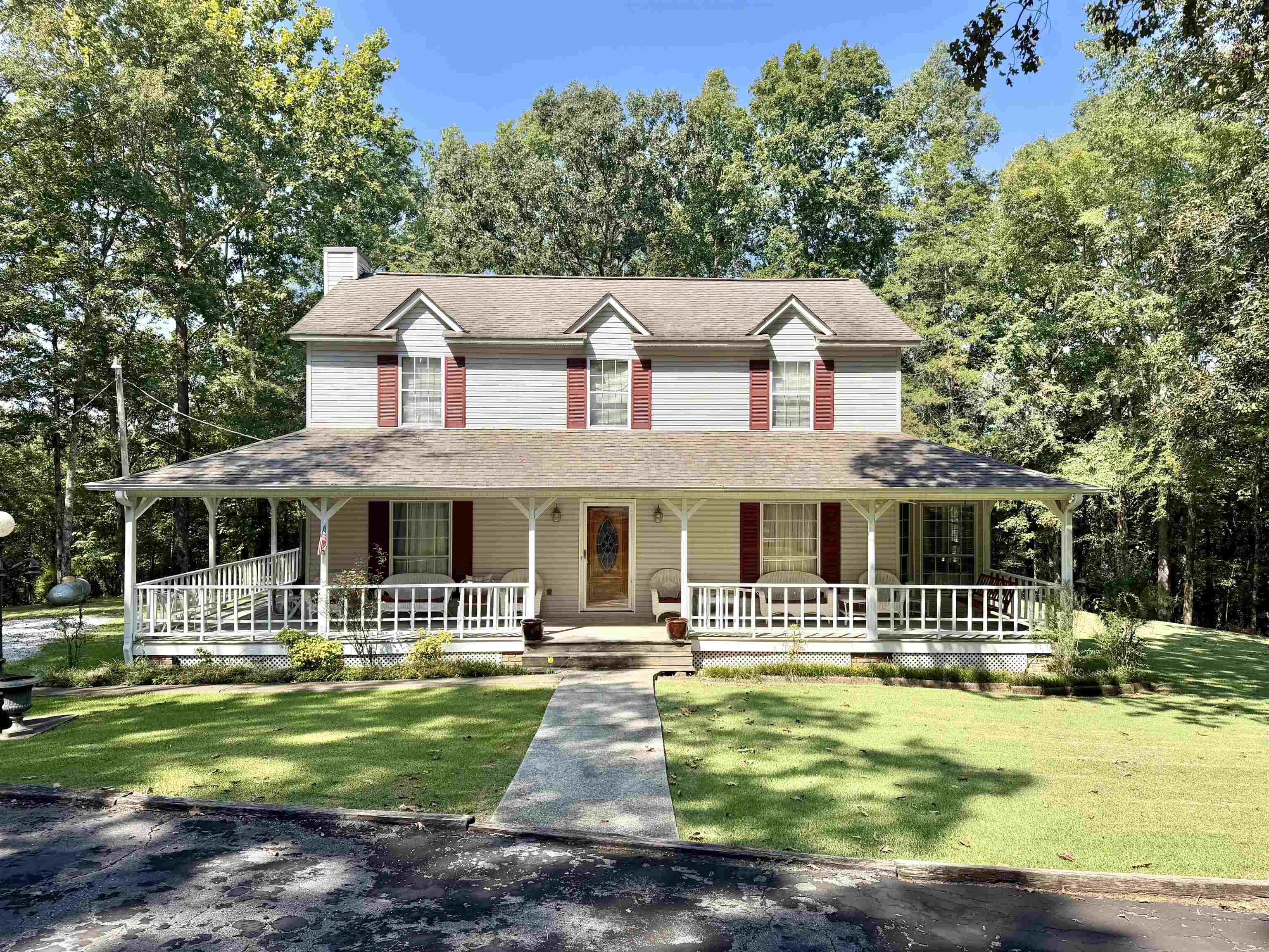 1695 State Line Rd, Cherokee, AL 35616 — photo 1