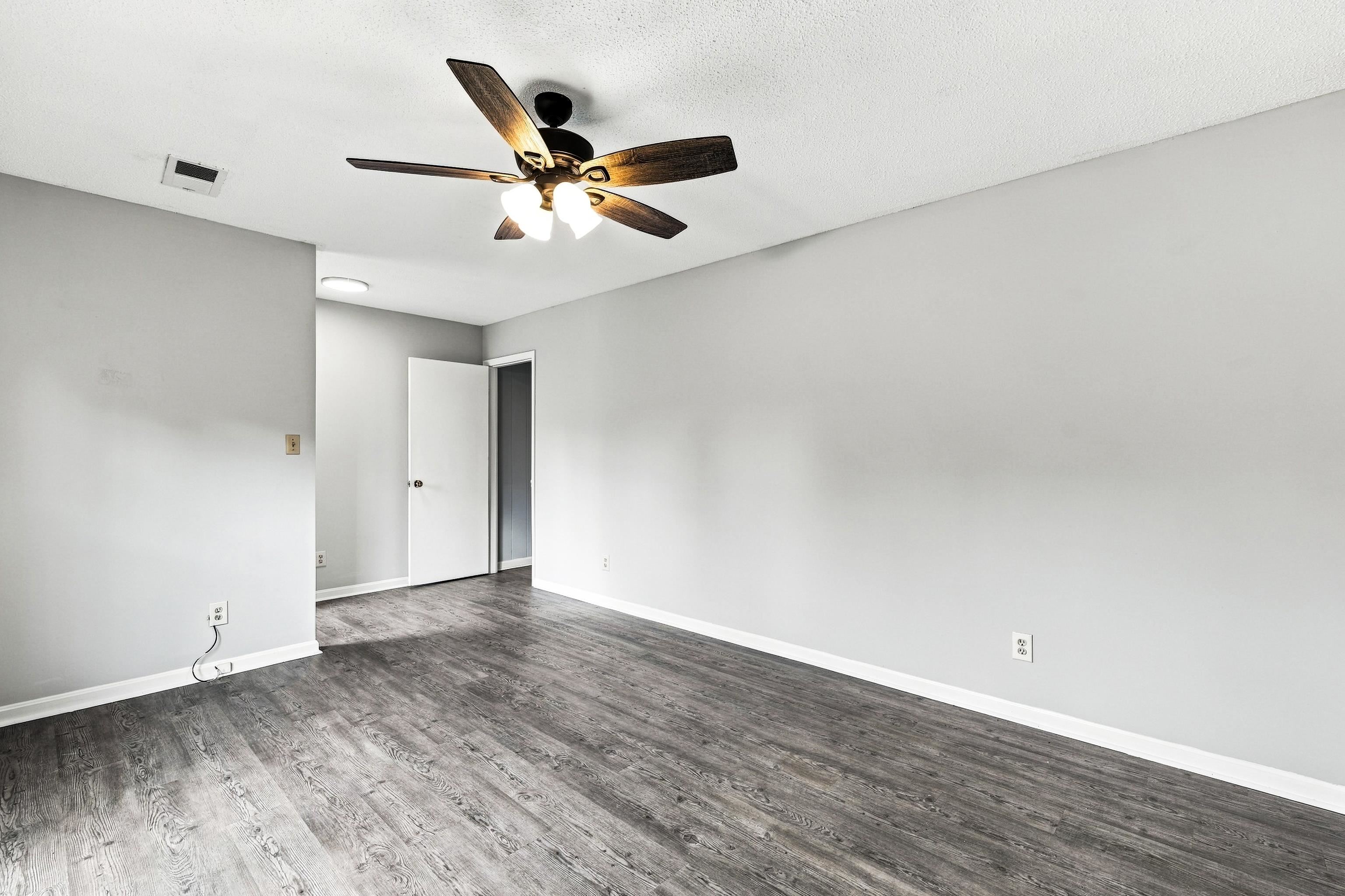 206 Mary Lee Dr, Florence, AL 35634 — photo 5