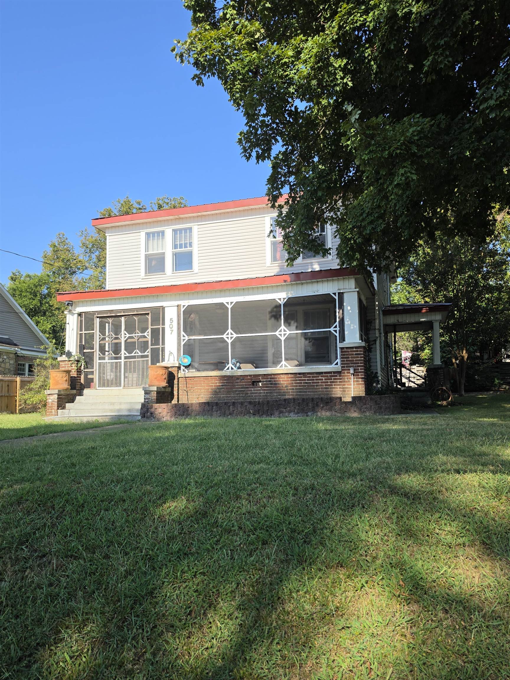 507 Washington Ave, Russellville, AL 35653 — photo 1
