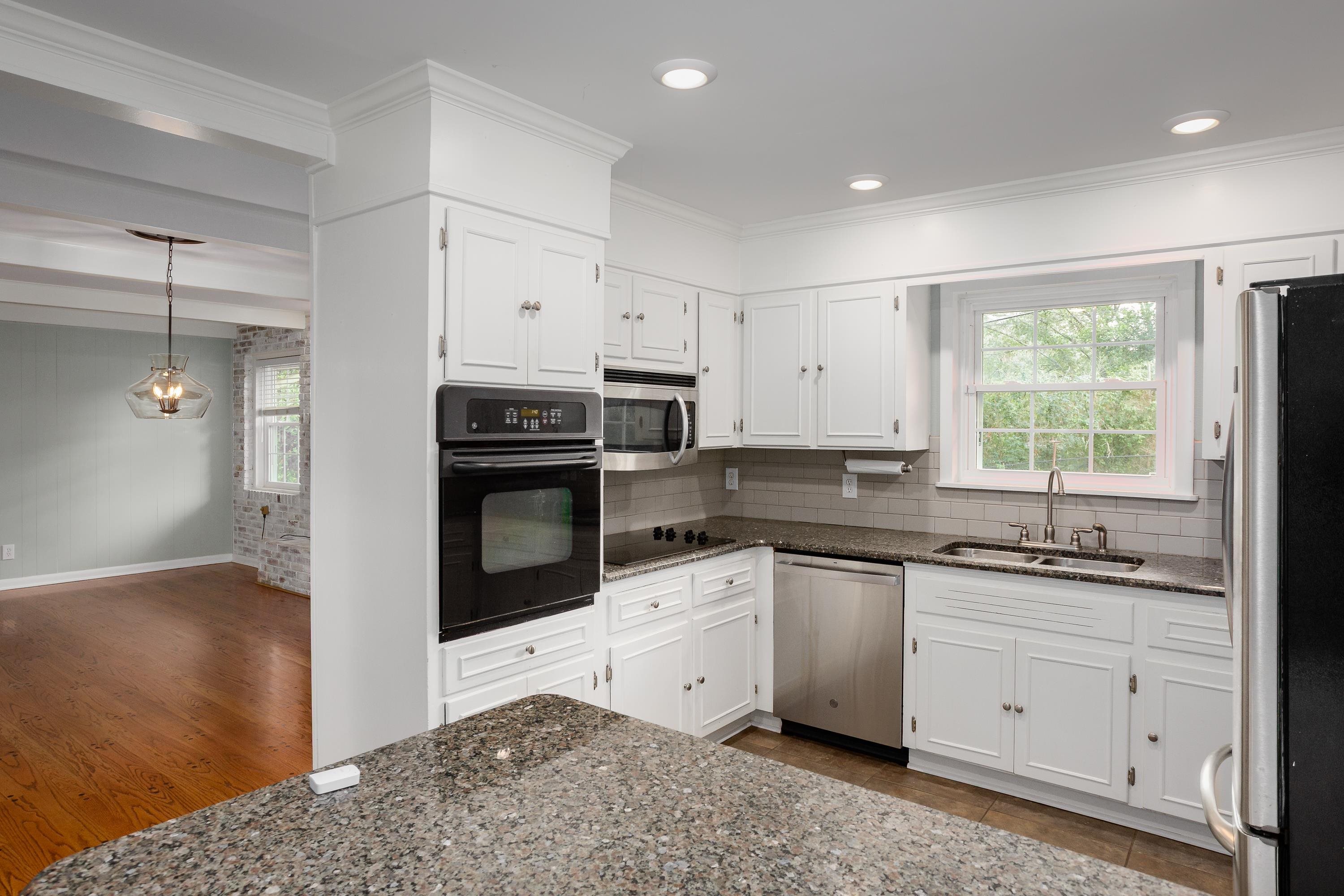607 Pickwick St, Sheffield, AL 35660 — photo 8