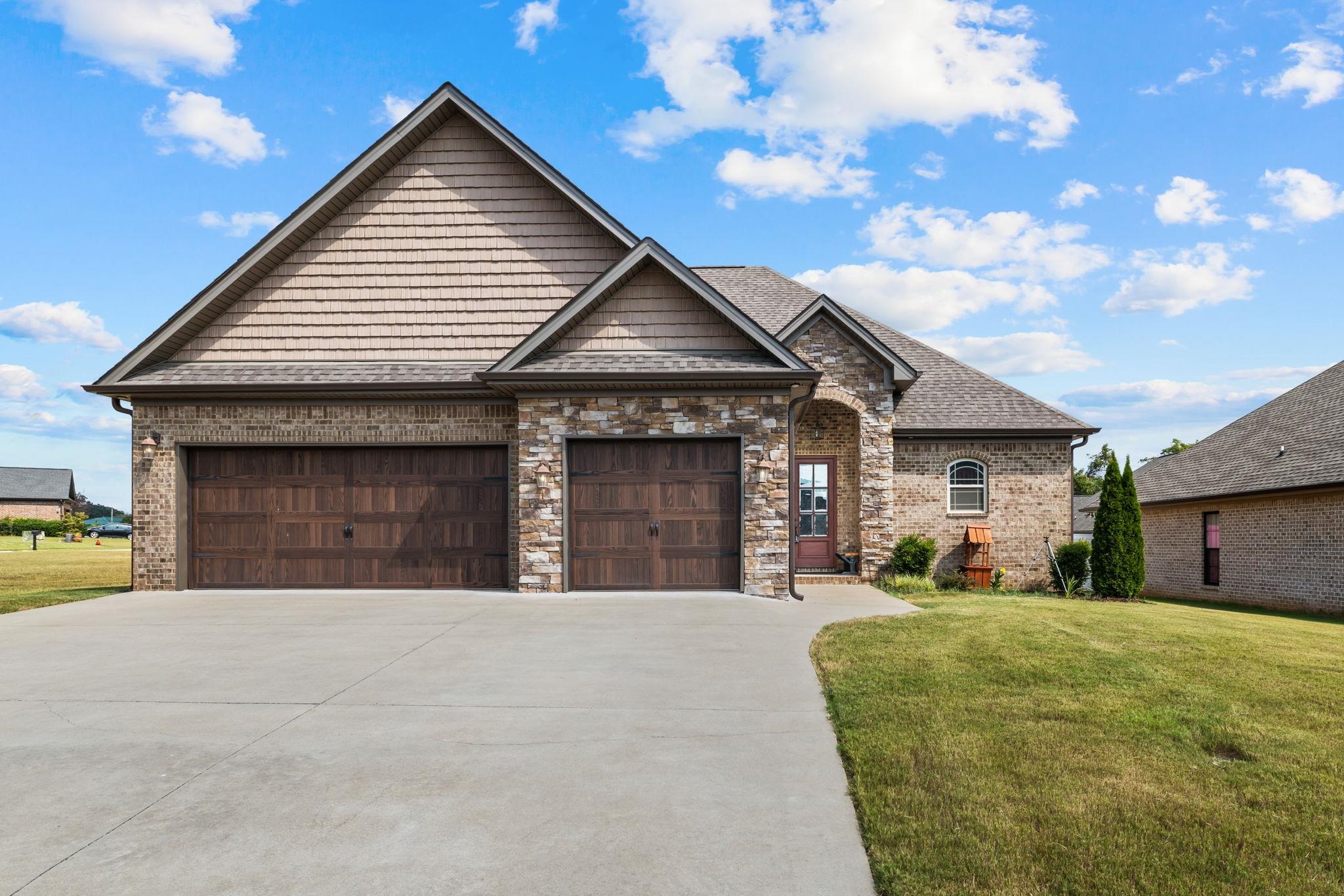 723 Karah Avery Ave, Rogersville, AL 35652 — photo 2