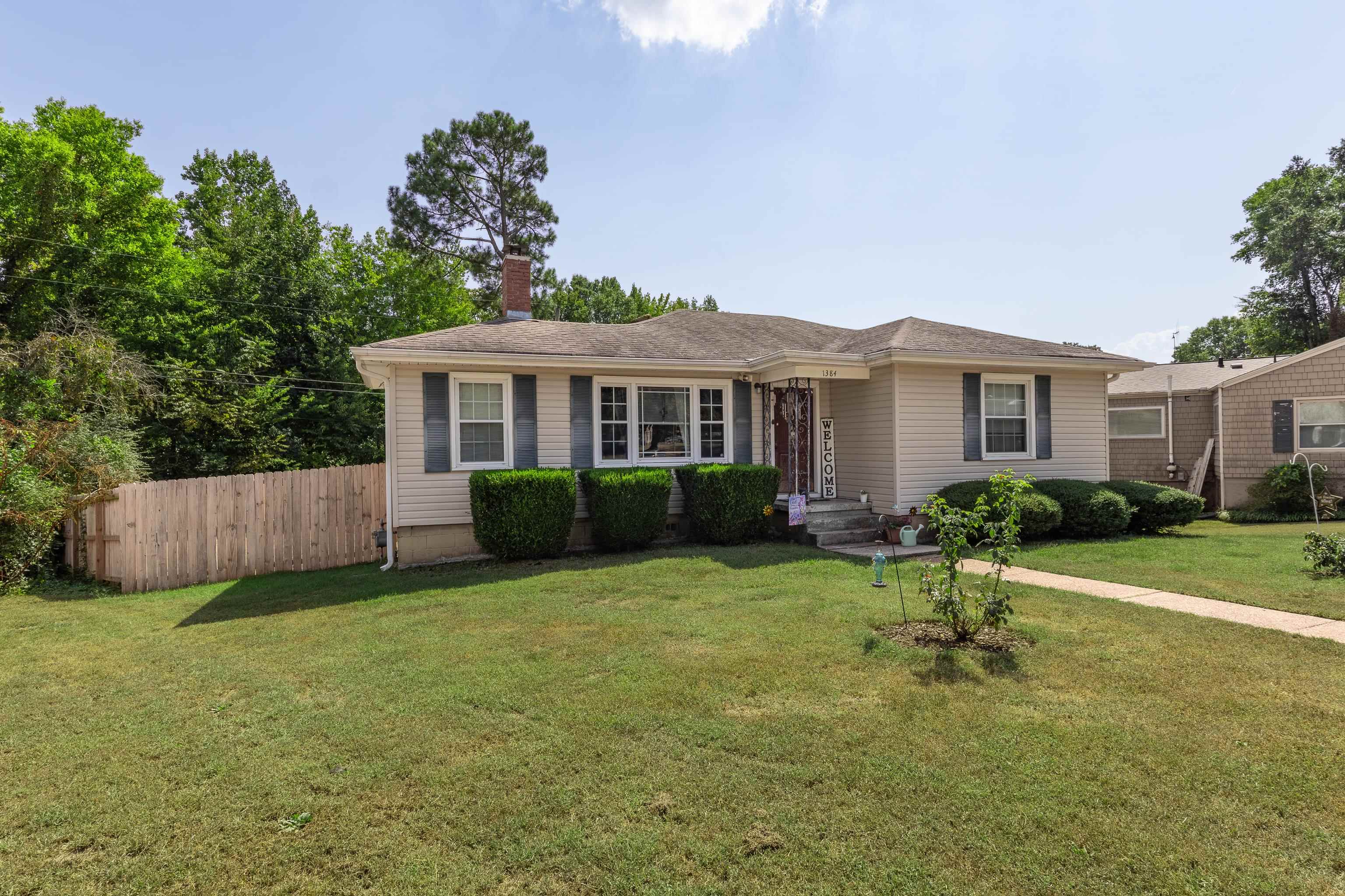 1384 James St, Florence, AL 35630 — photo 3