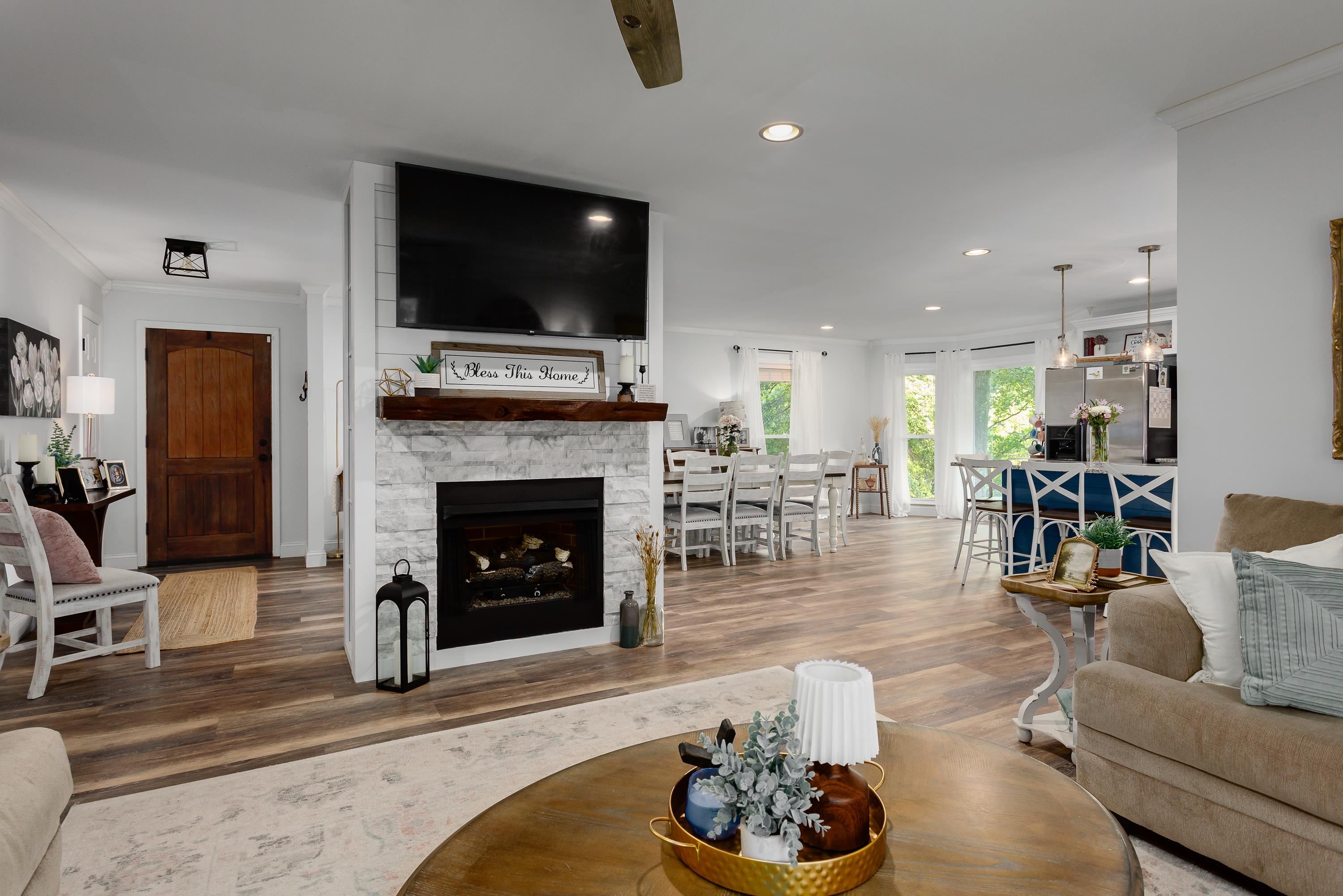 330 Lannes Dr, Killen, AL 35645 — photo 10