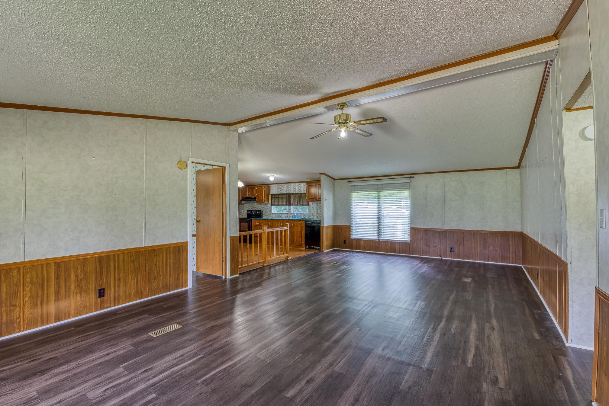 205 Rocky Ford Ln, Florence, AL 35634 — photo 4