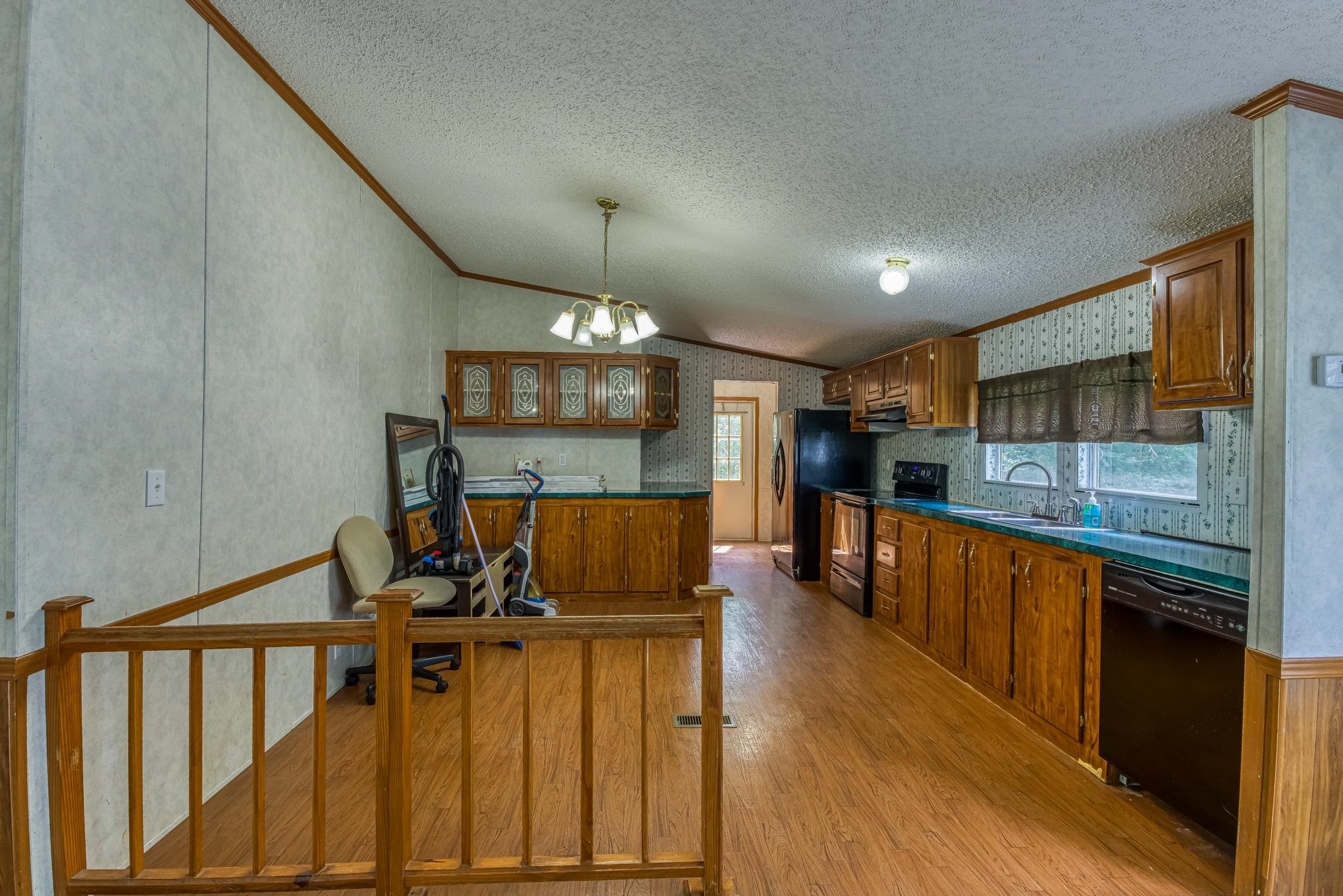 205 Rocky Ford Ln, Florence, AL 35634 — photo 6