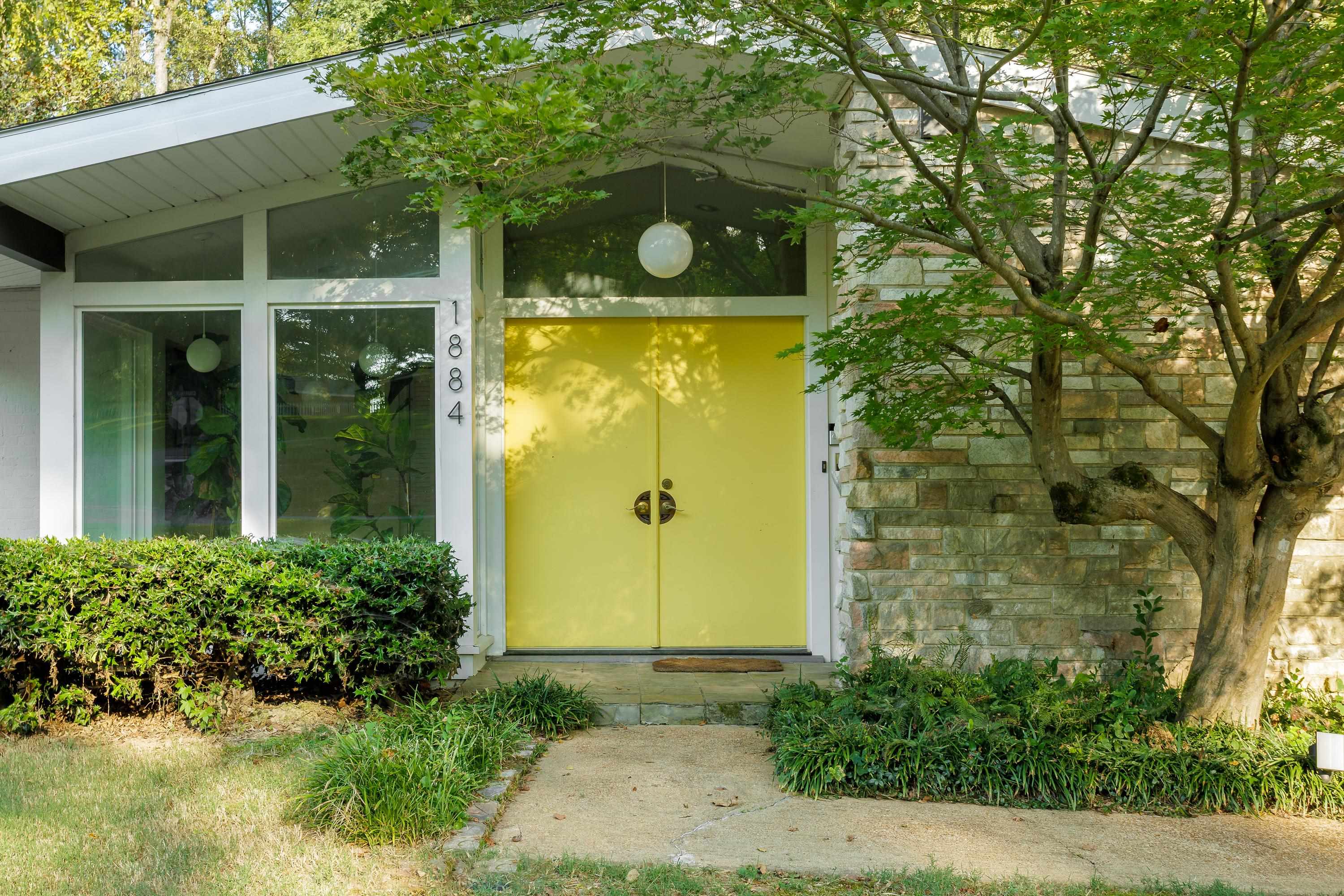 1884 Courtney Ave, Florence, AL 35630 — photo 3