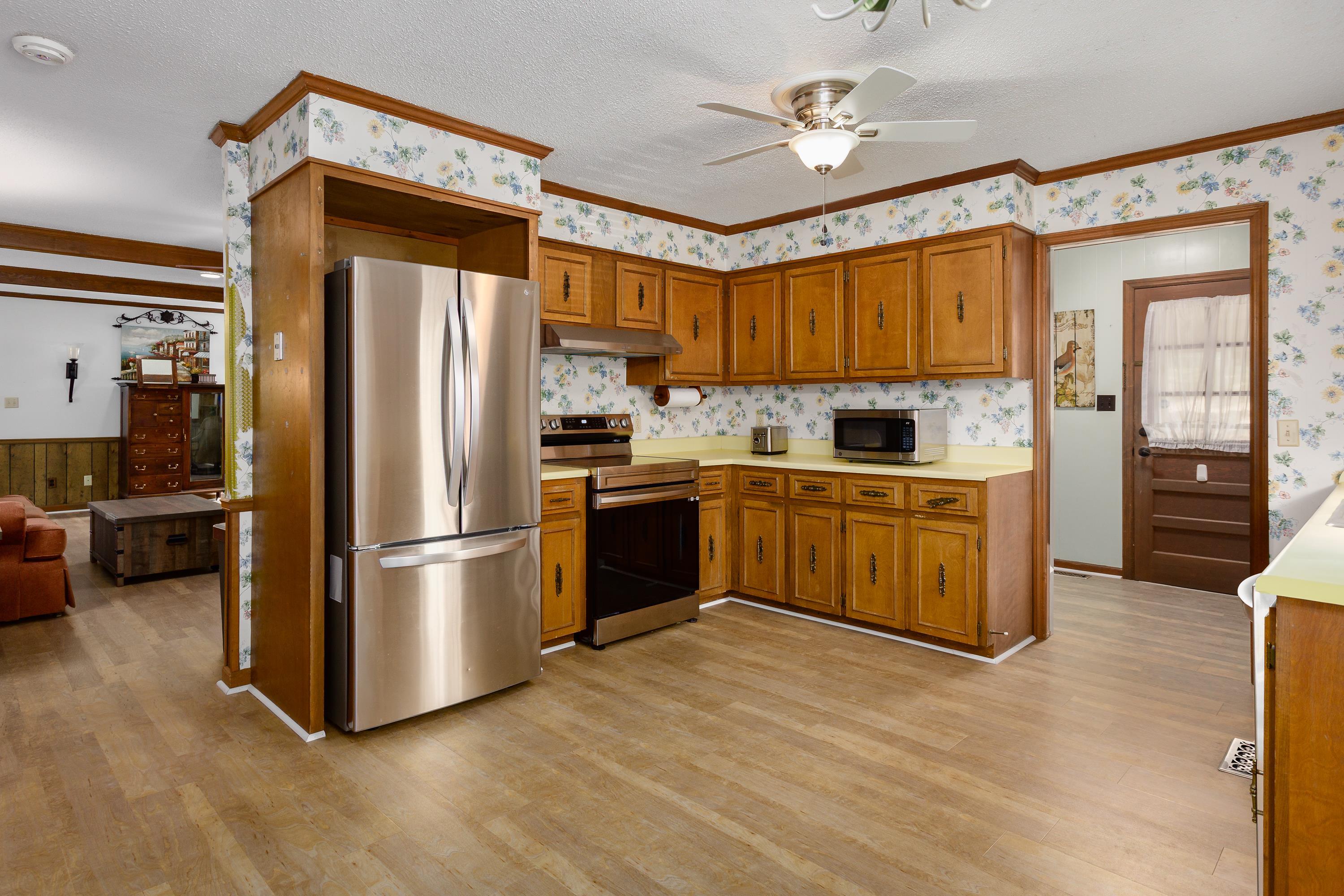 129 Regent Ln, Florence, AL 35630 — photo 10