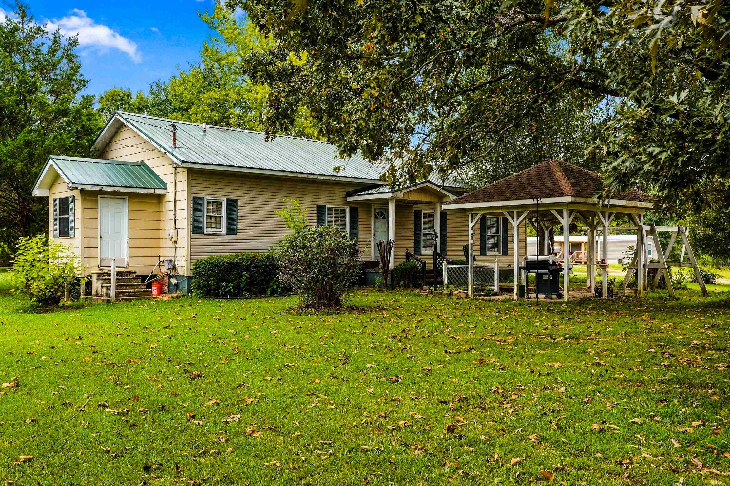 3905 Co Rd 5, Florence, AL 35633 — photo 1