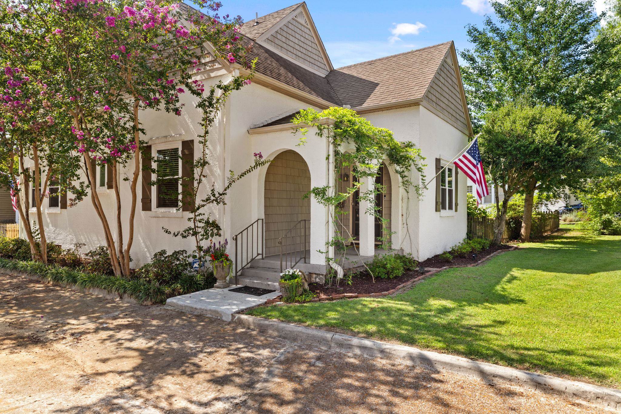 717 Prospect St, Florence, AL 35630 — photo 9