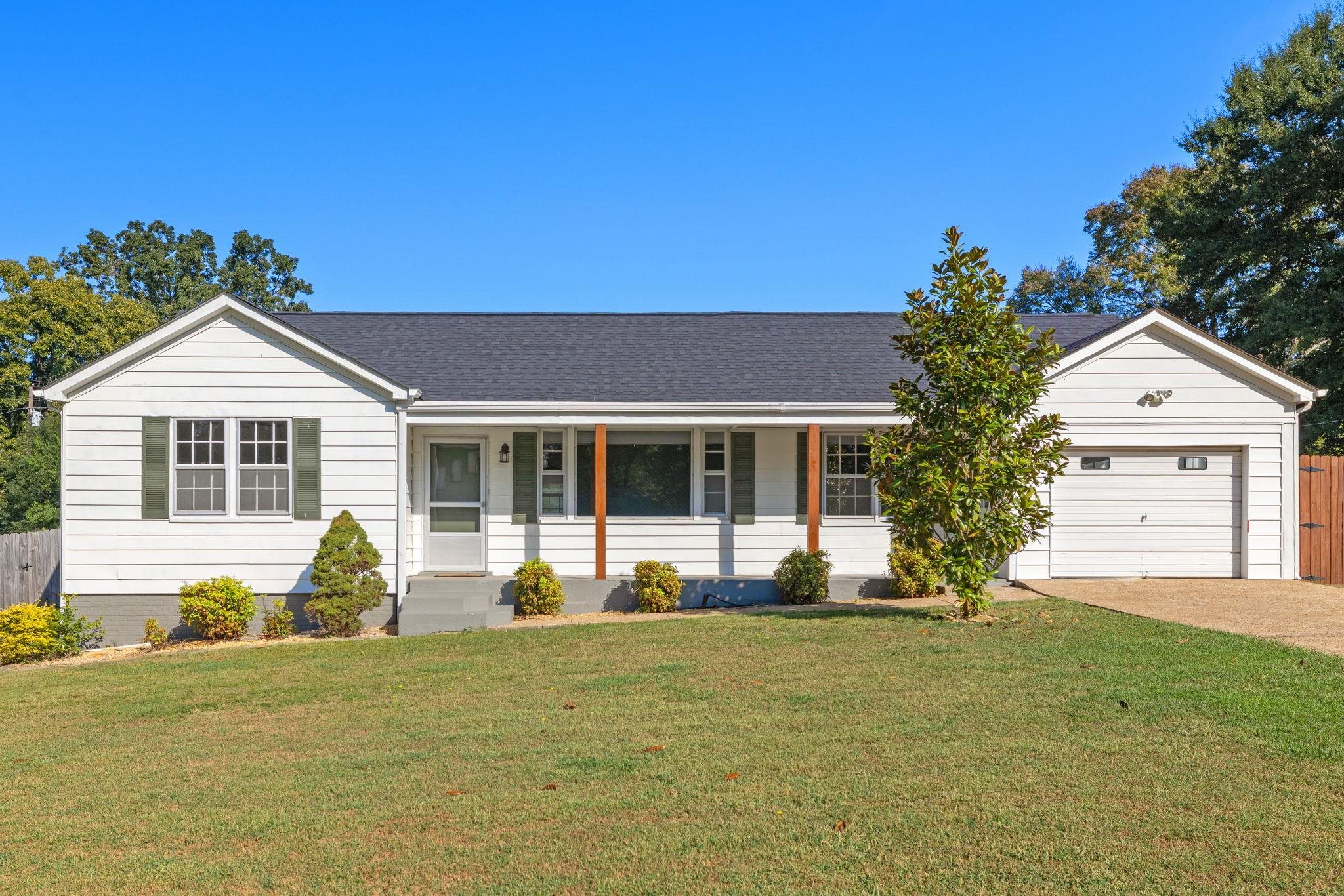 336 W Duncan Ave, Florence, AL 35630 — photo 1