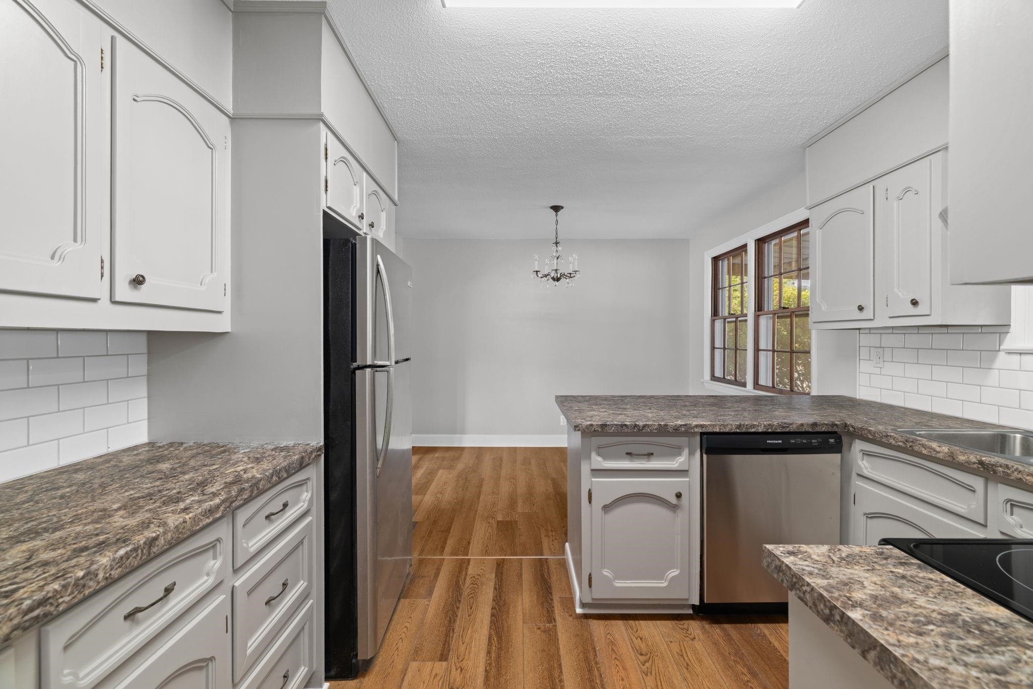 336 W Duncan Ave, Florence, AL 35630 — photo 9