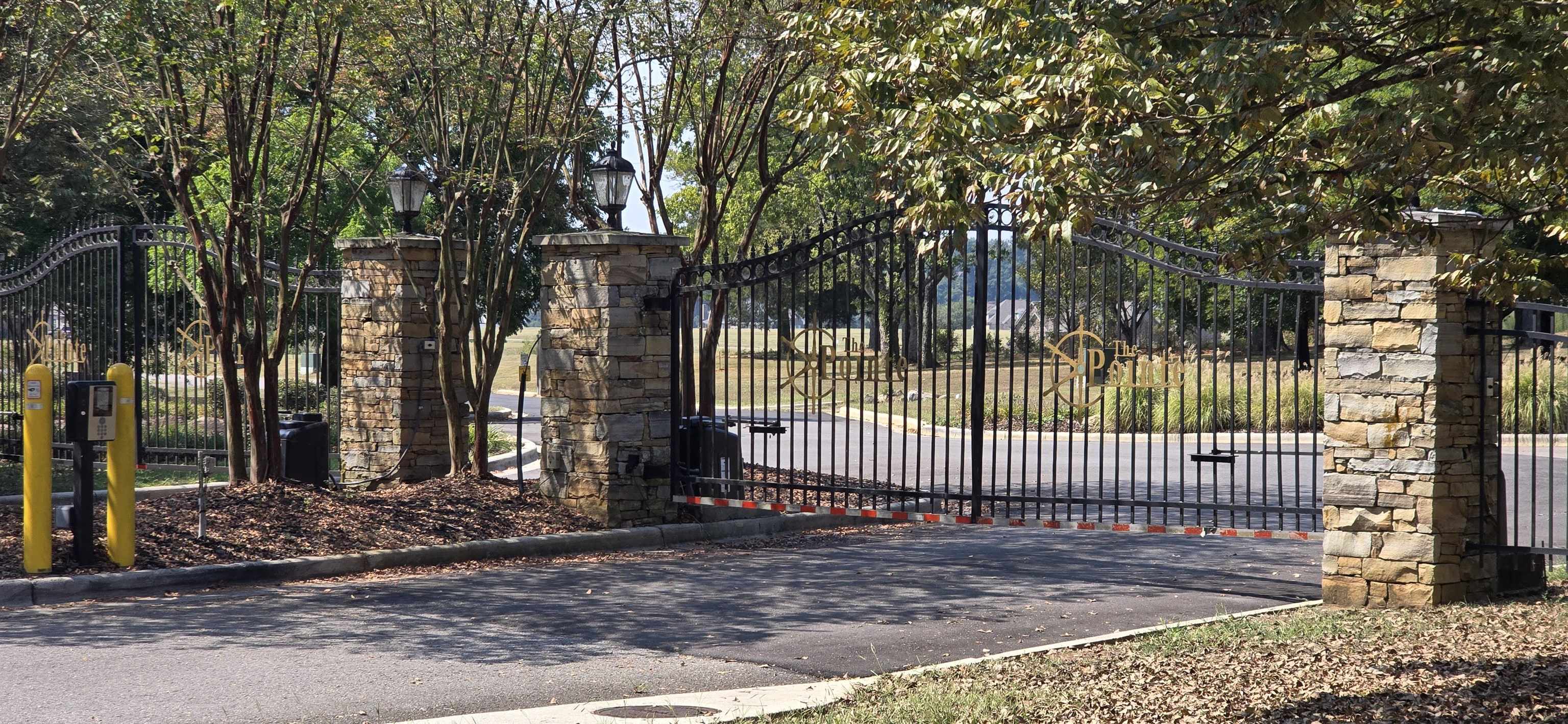 12100 Two Rivers Dr, Athens, AL 35611 — photo 5