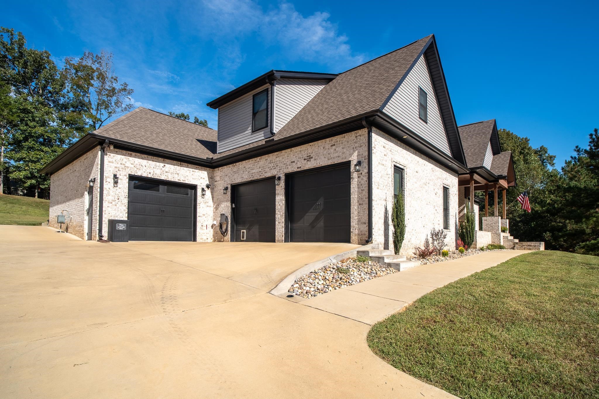 134 Plantation Cir, Killen, AL 35645 — photo 2