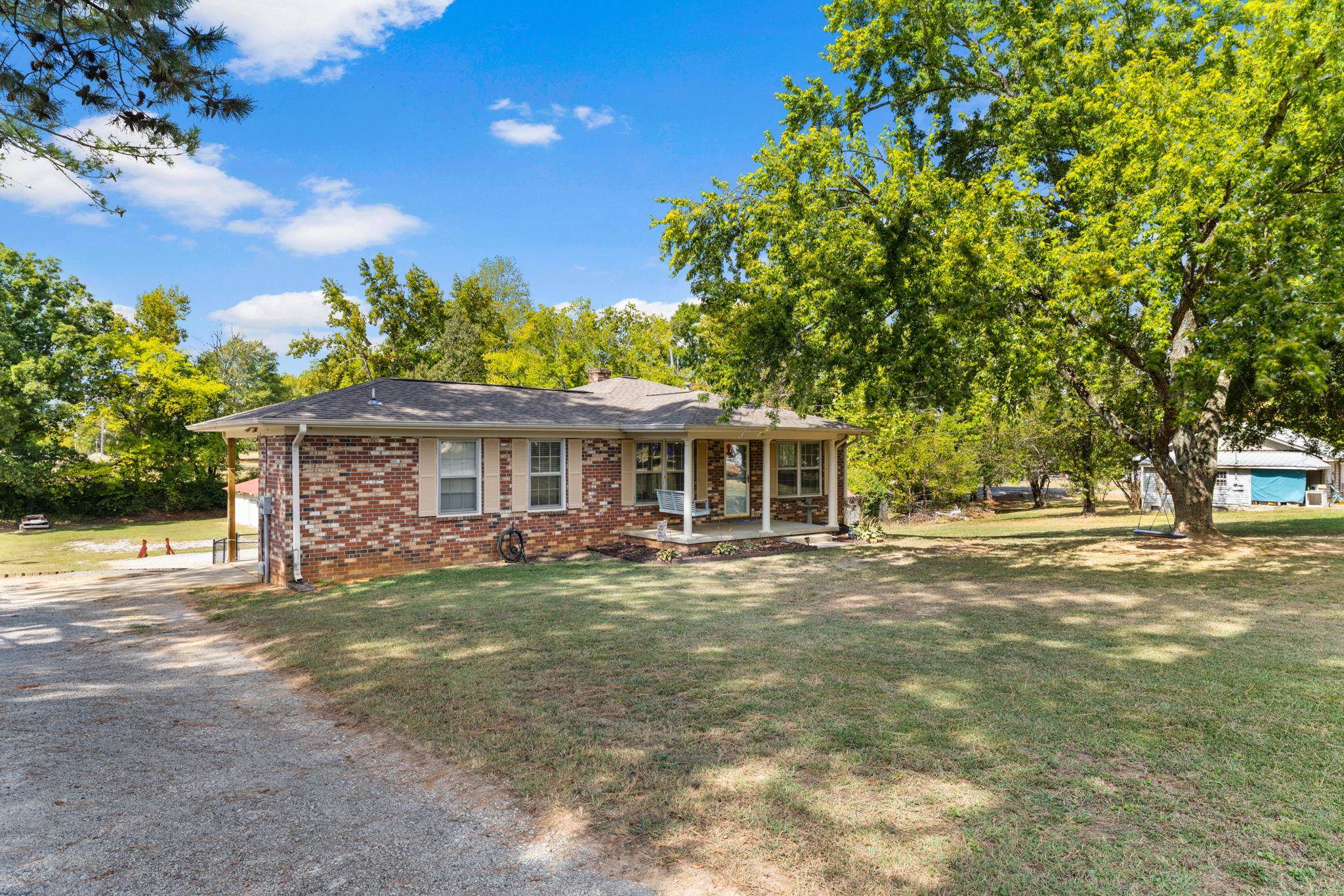 131 Taylor Rd, Florence, AL 35633 — photo 4