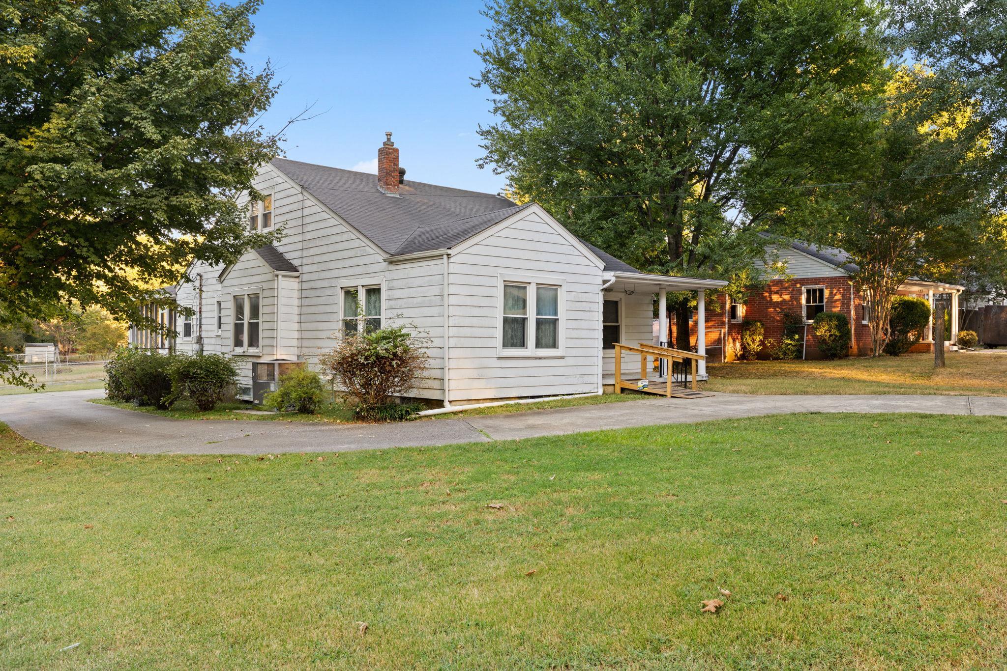 1560 Sherrod Ave, Florence, AL 35630 — photo 2