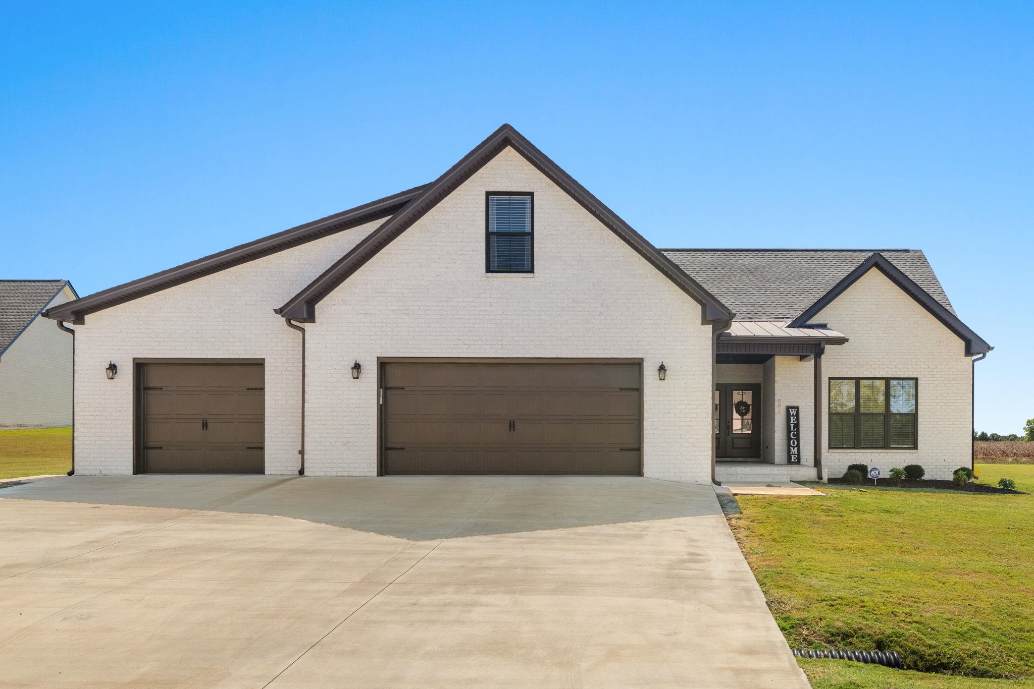 200 Spry Way, Killen, AL 35645 — photo 1