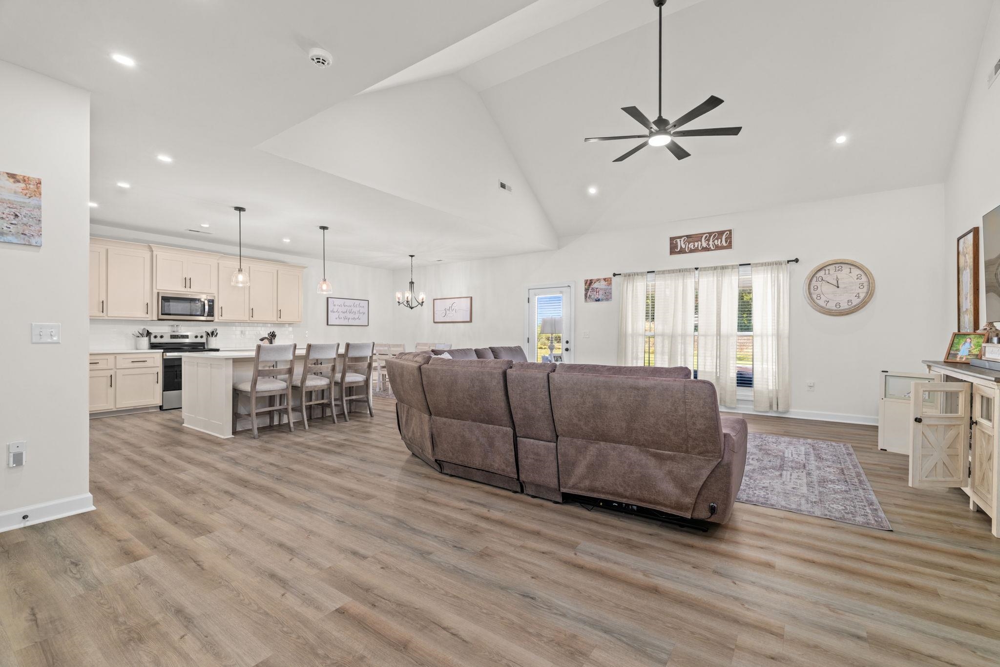 200 Spry Way, Killen, AL 35645 — photo 4