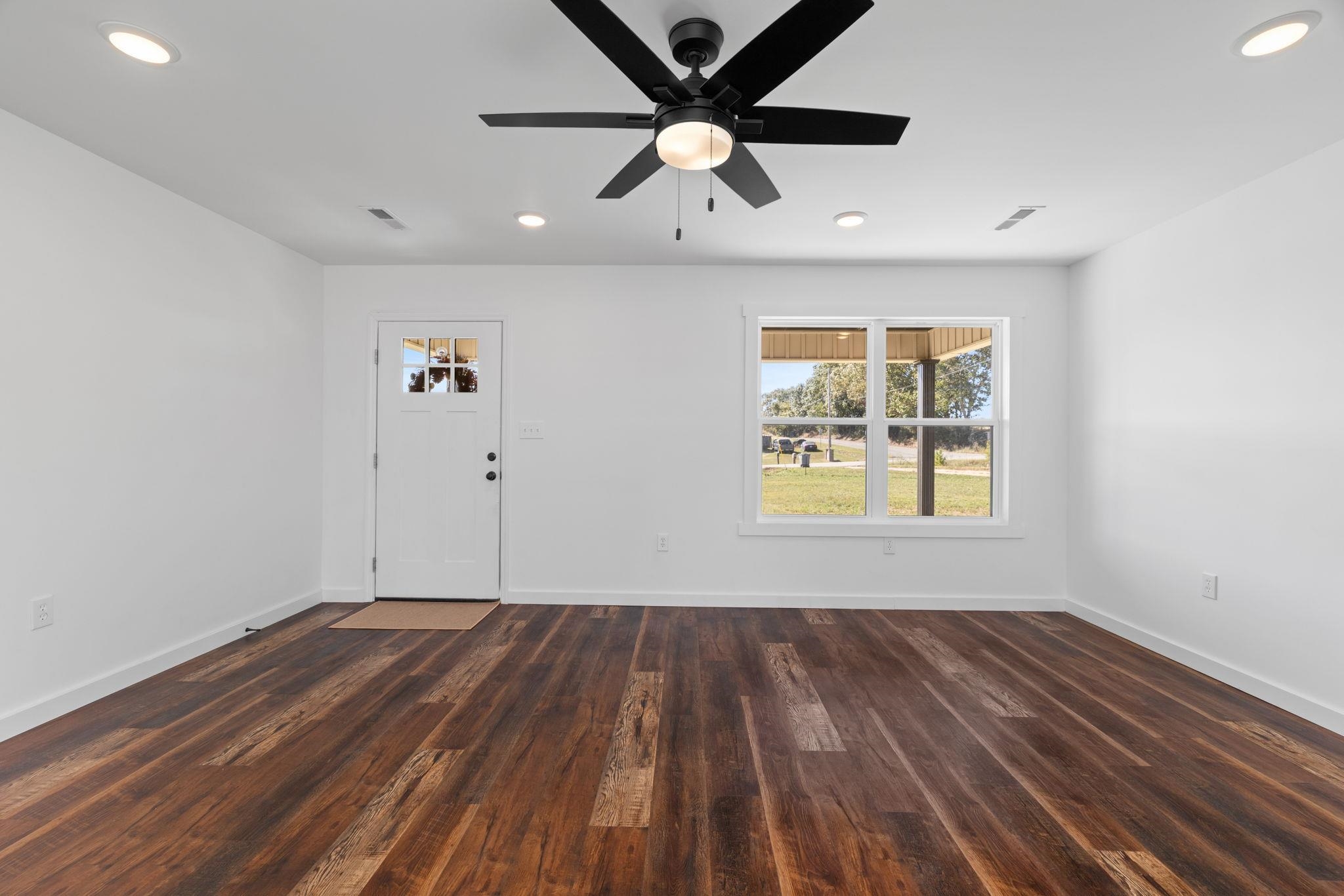 667 Co Rd 106, Florence, AL 35633 — photo 12