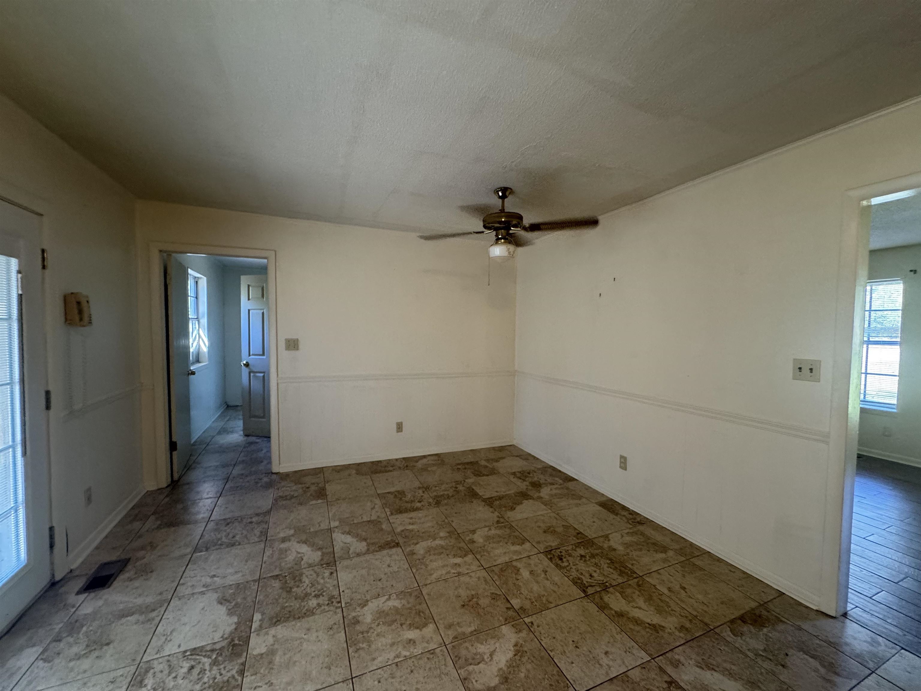 273 Hike Dr, Florence, AL 35633 — photo 3