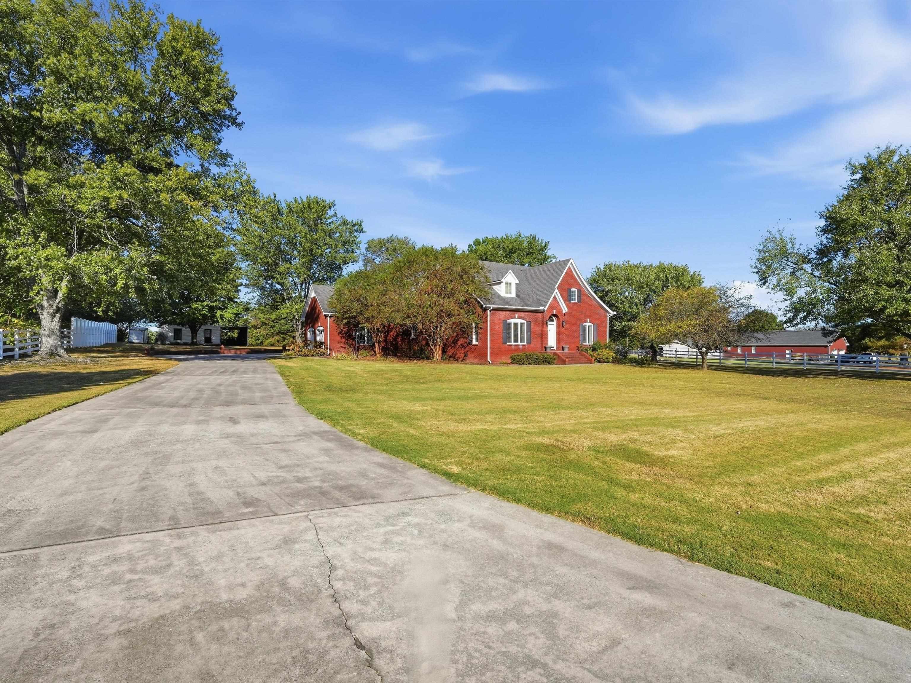19065 Tammy Leigh Dr, Athens, AL 35614 — photo 4