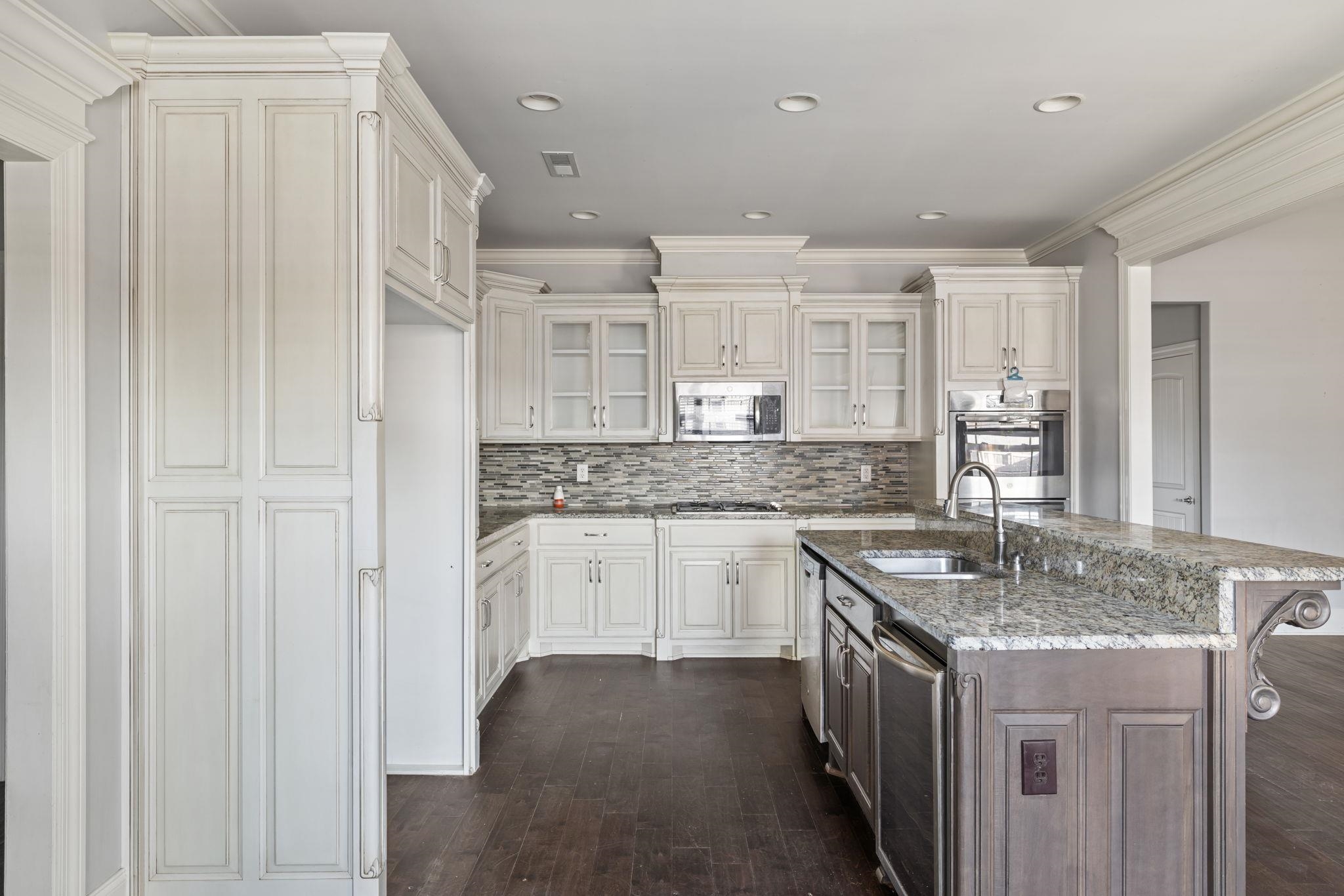 25439 Nottingham Dr, Athens, AL 35613 — photo 8