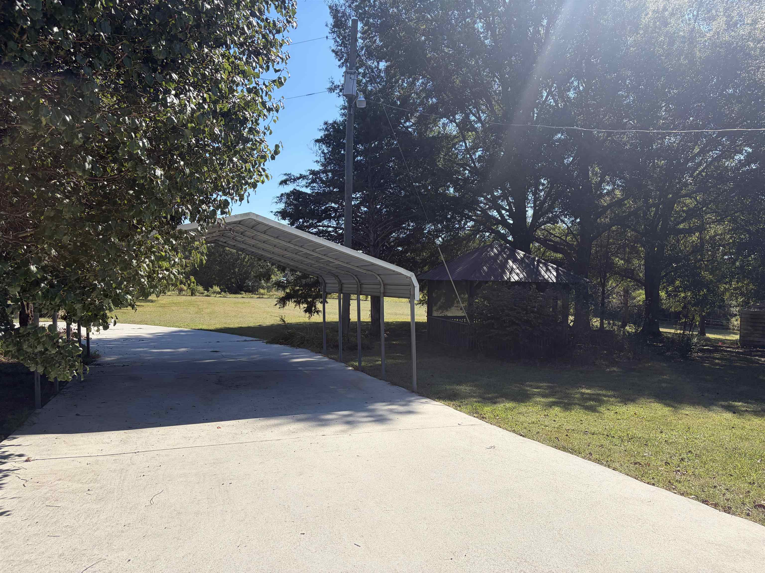 400 Mon Dye Rd