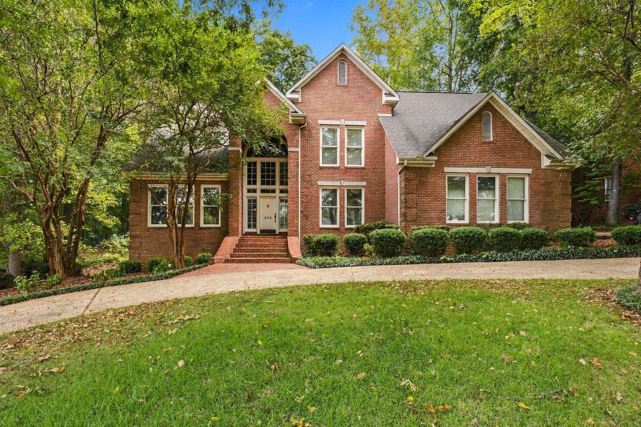 204 Bristol Ct, Florence, AL 35634 — photo 1