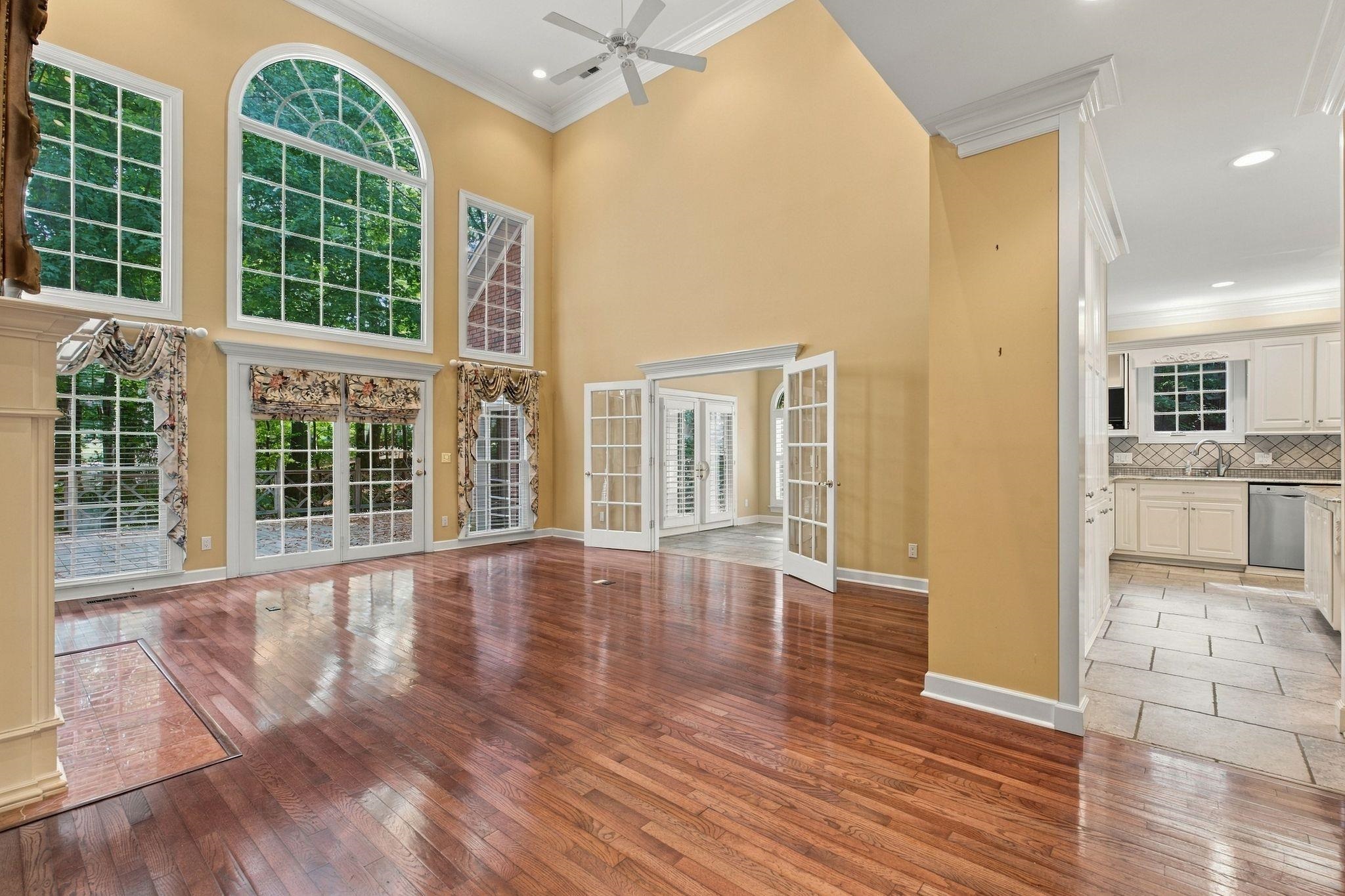 204 Bristol Ct, Florence, AL 35634 — photo 2