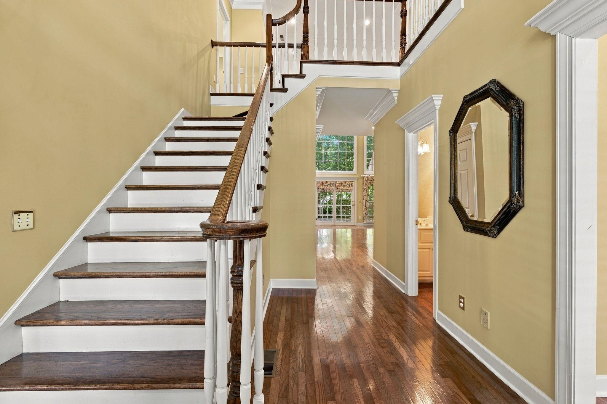 204 Bristol Ct, Florence, AL 35634 — photo 3