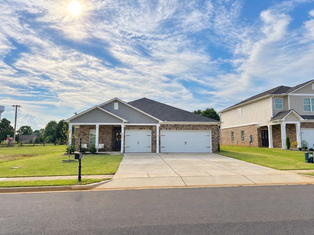 12493 Vendue Dr, Madison, AL 35756 — photo 1