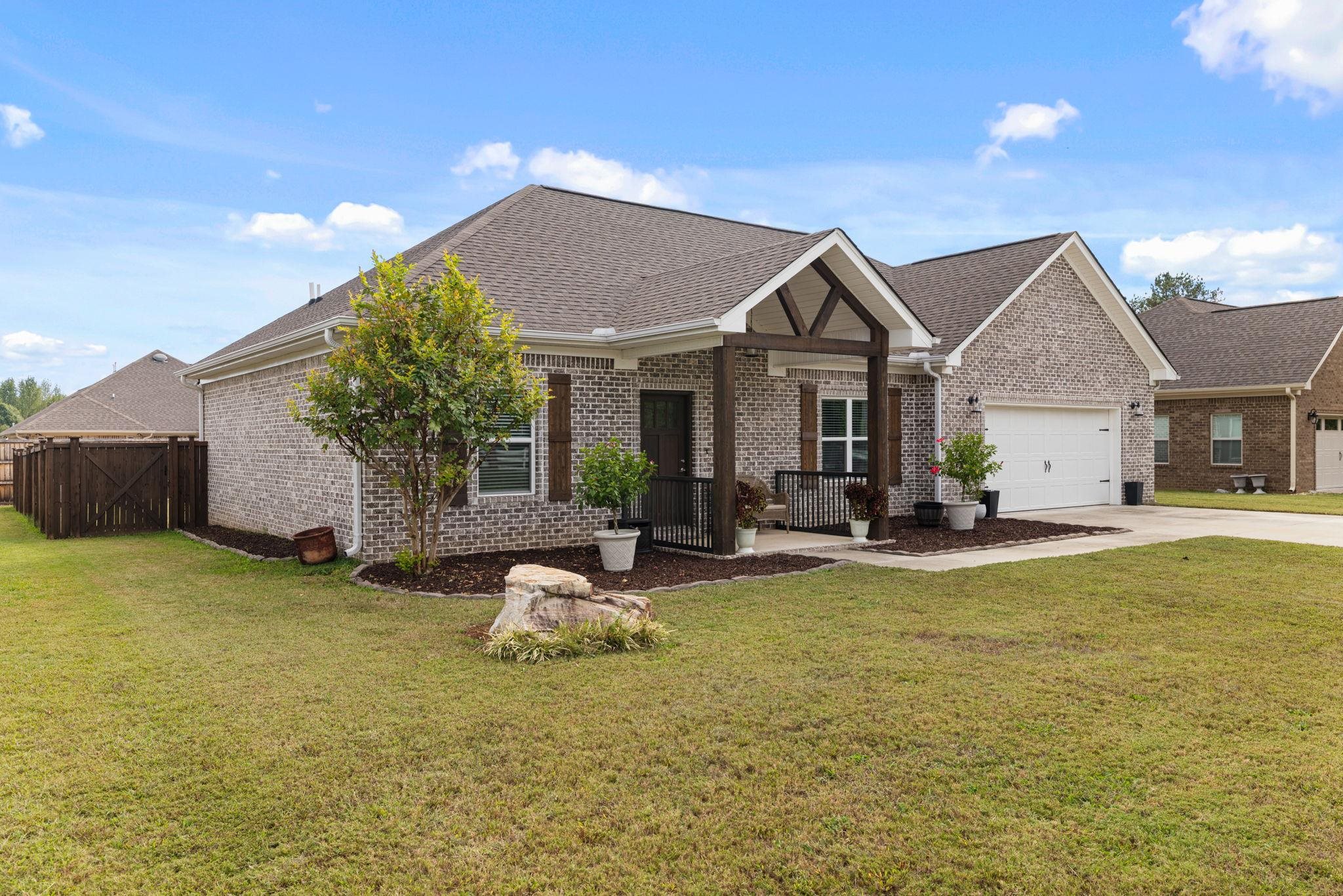 3508 Chesapeake Dr, Florence, AL 35630 — photo 2