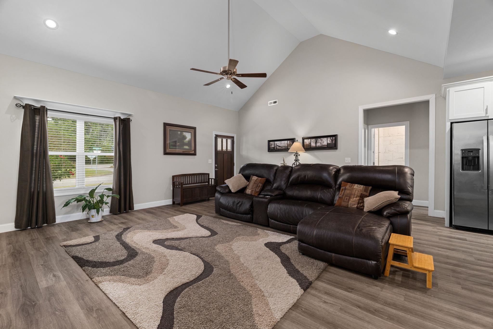 3508 Chesapeake Dr, Florence, AL 35630 — photo 7