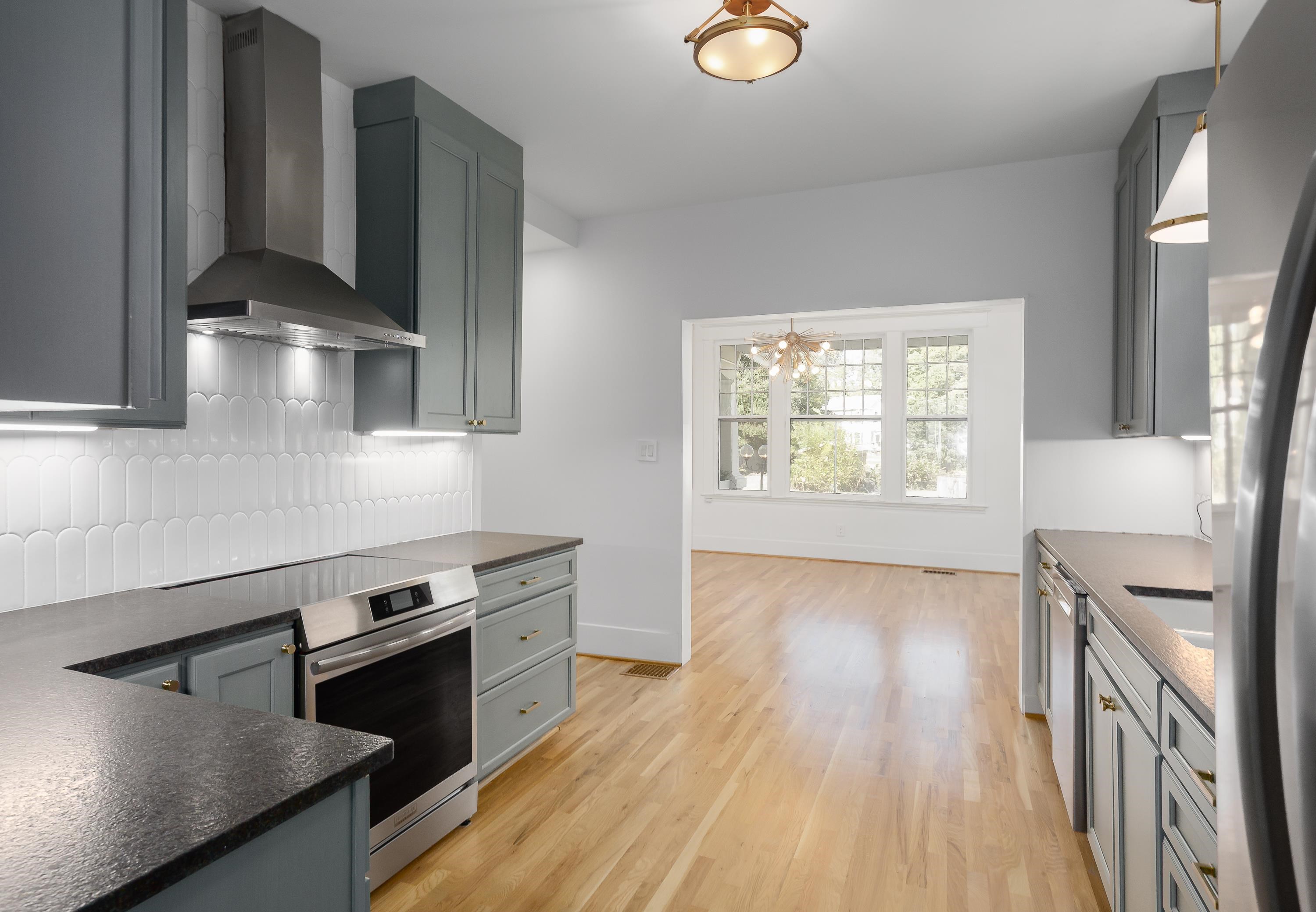 314 E Hawthorne St, Florence, AL 35630 — photo 11