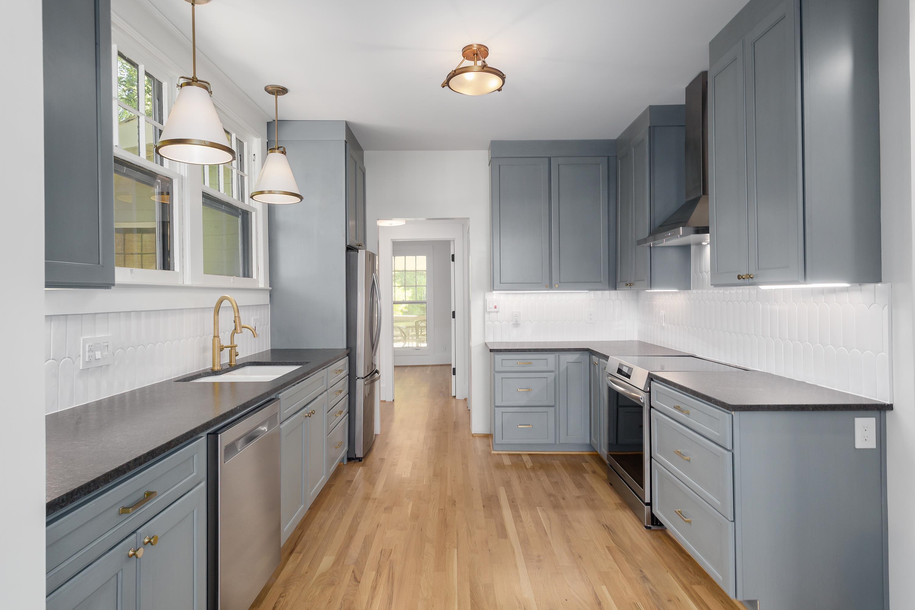 314 E Hawthorne St, Florence, AL 35630 — photo 10