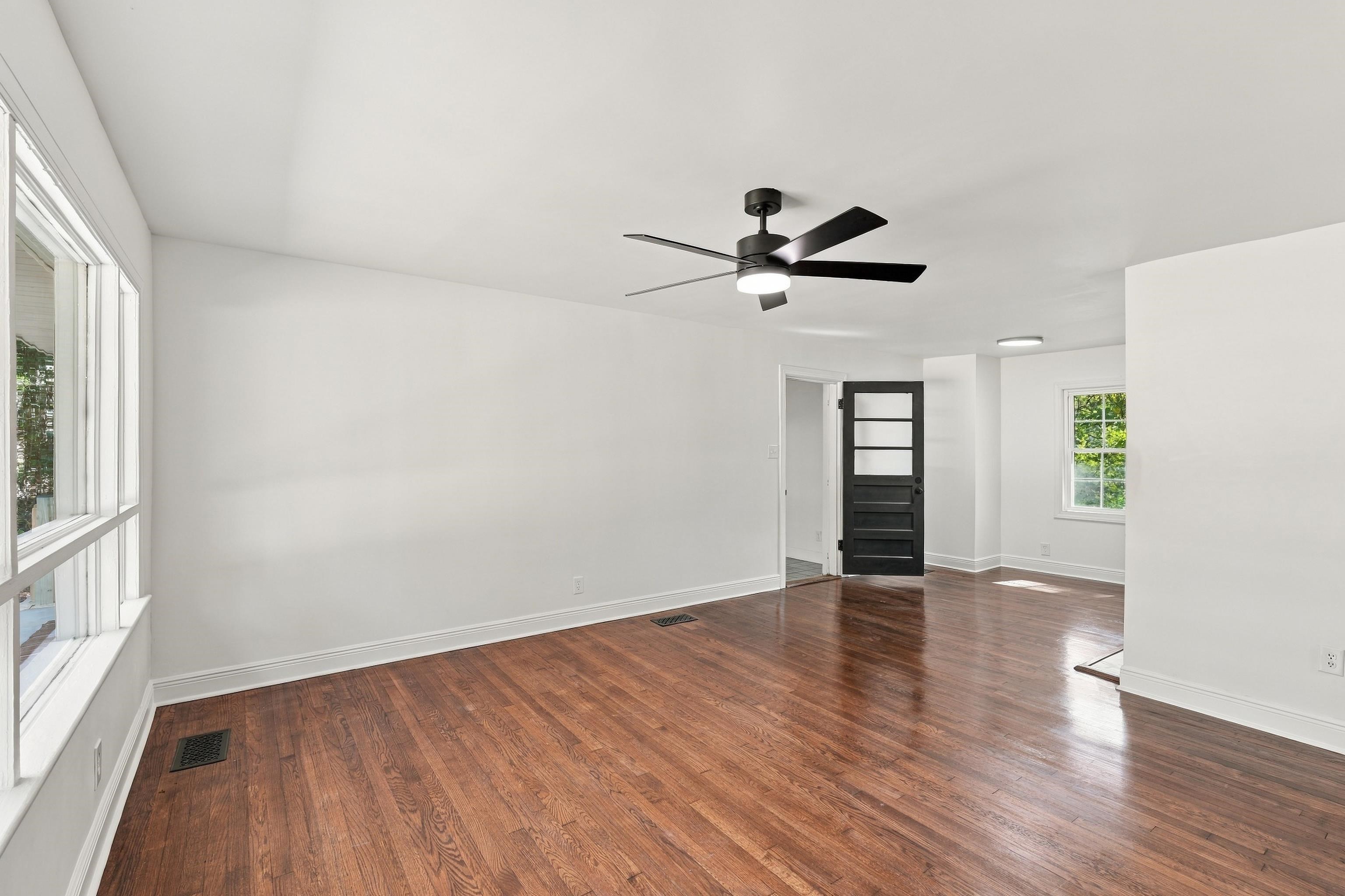 905 Fairchild Ave, Florence, AL 35630 — photo 4