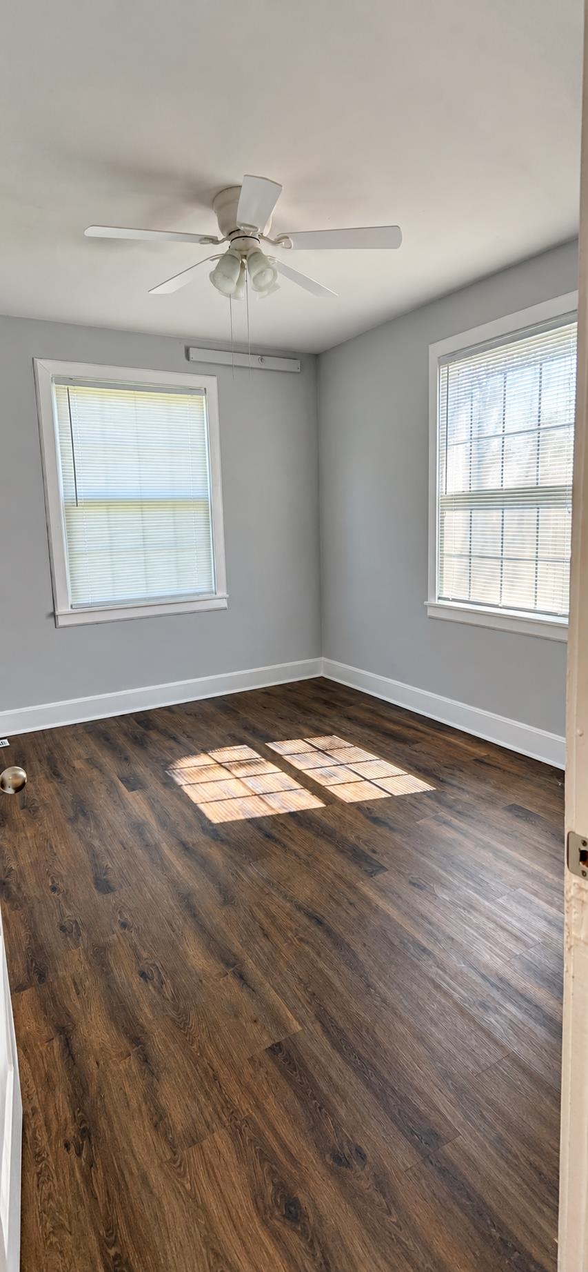 1048 Hermitage Dr, Florence, AL 35630 — photo 2