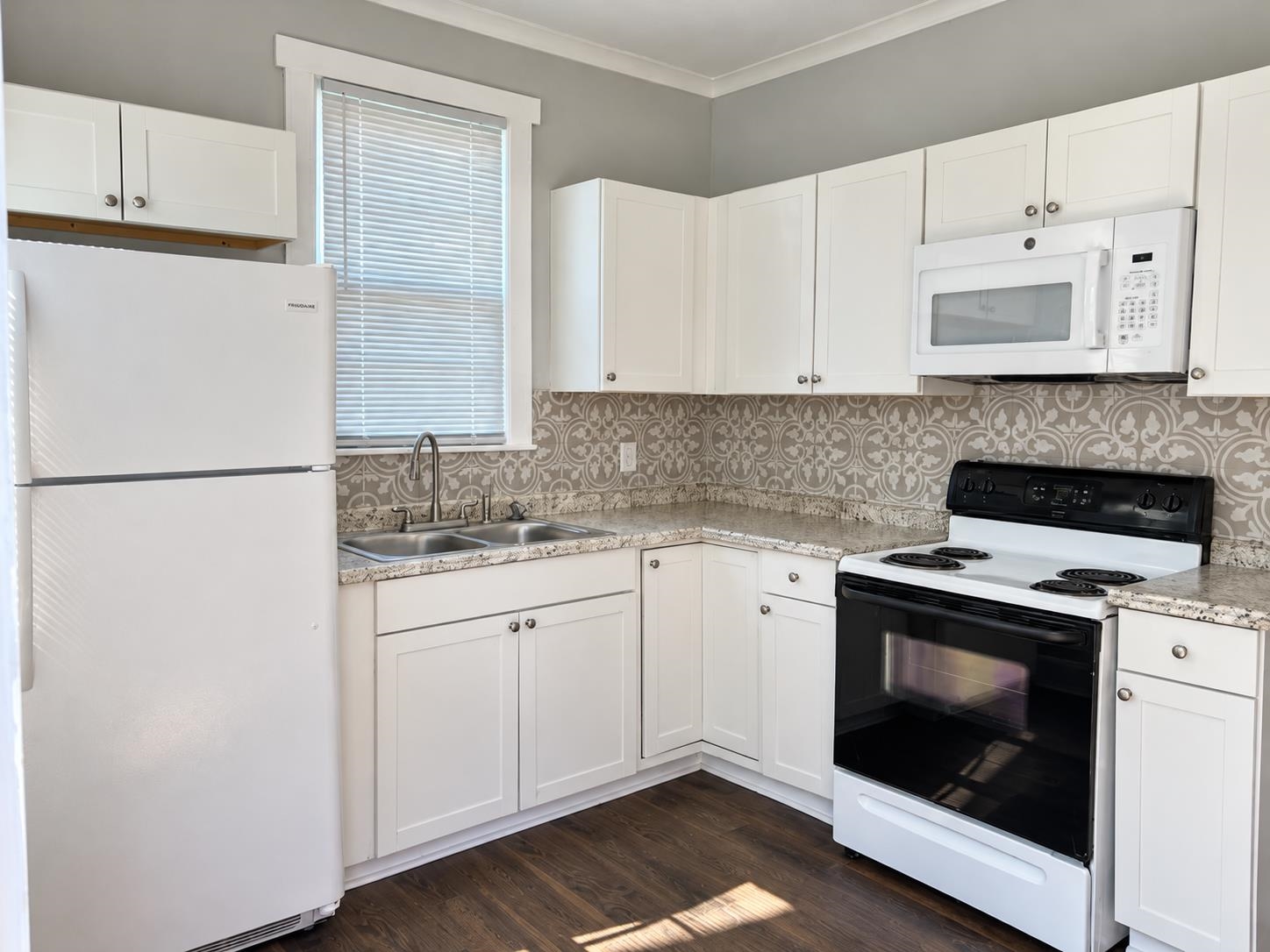 1048 Hermitage Dr, Florence, AL 35630 — photo 5