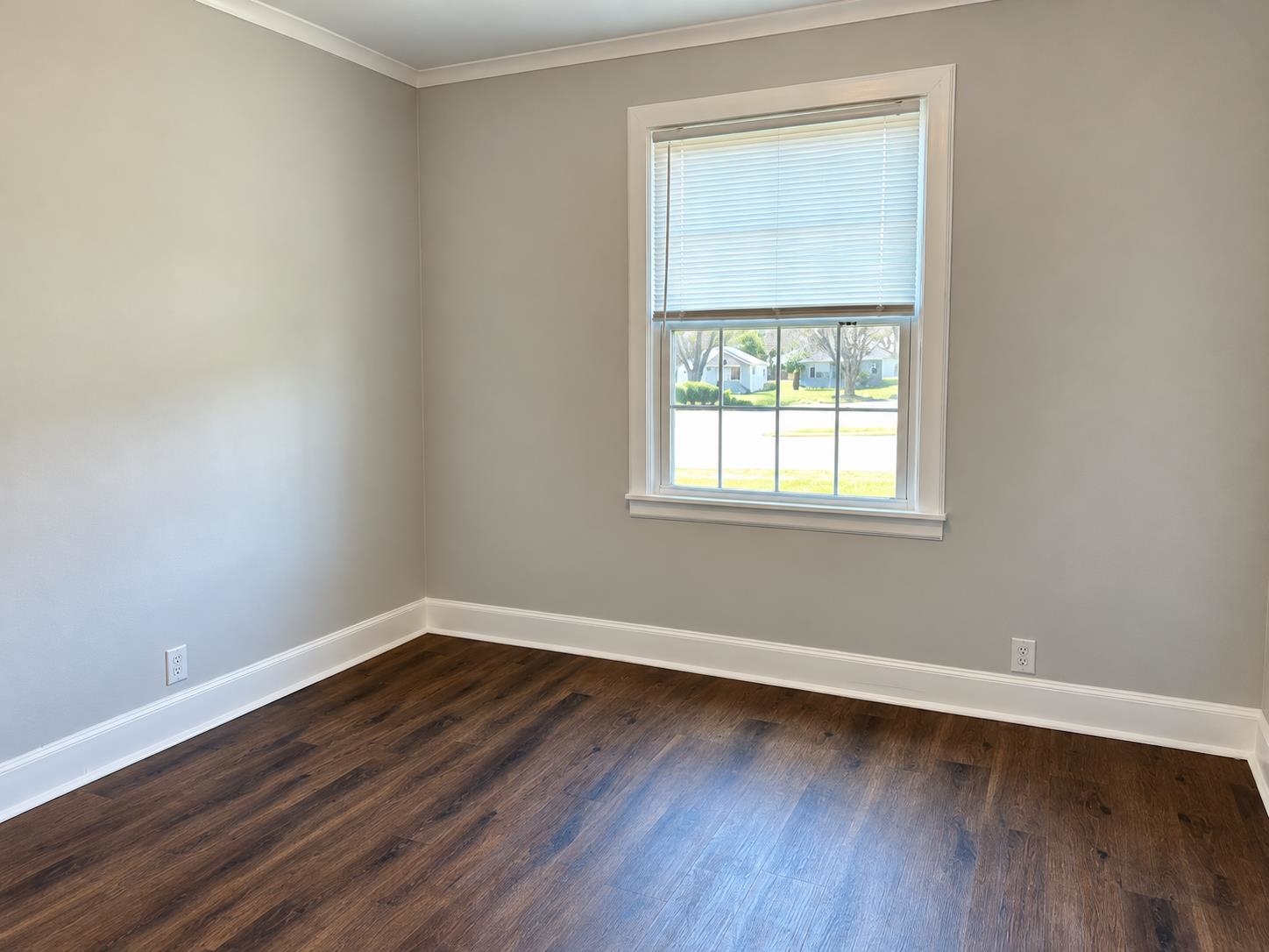 1048 Hermitage Dr, Florence, AL 35630 — photo 9