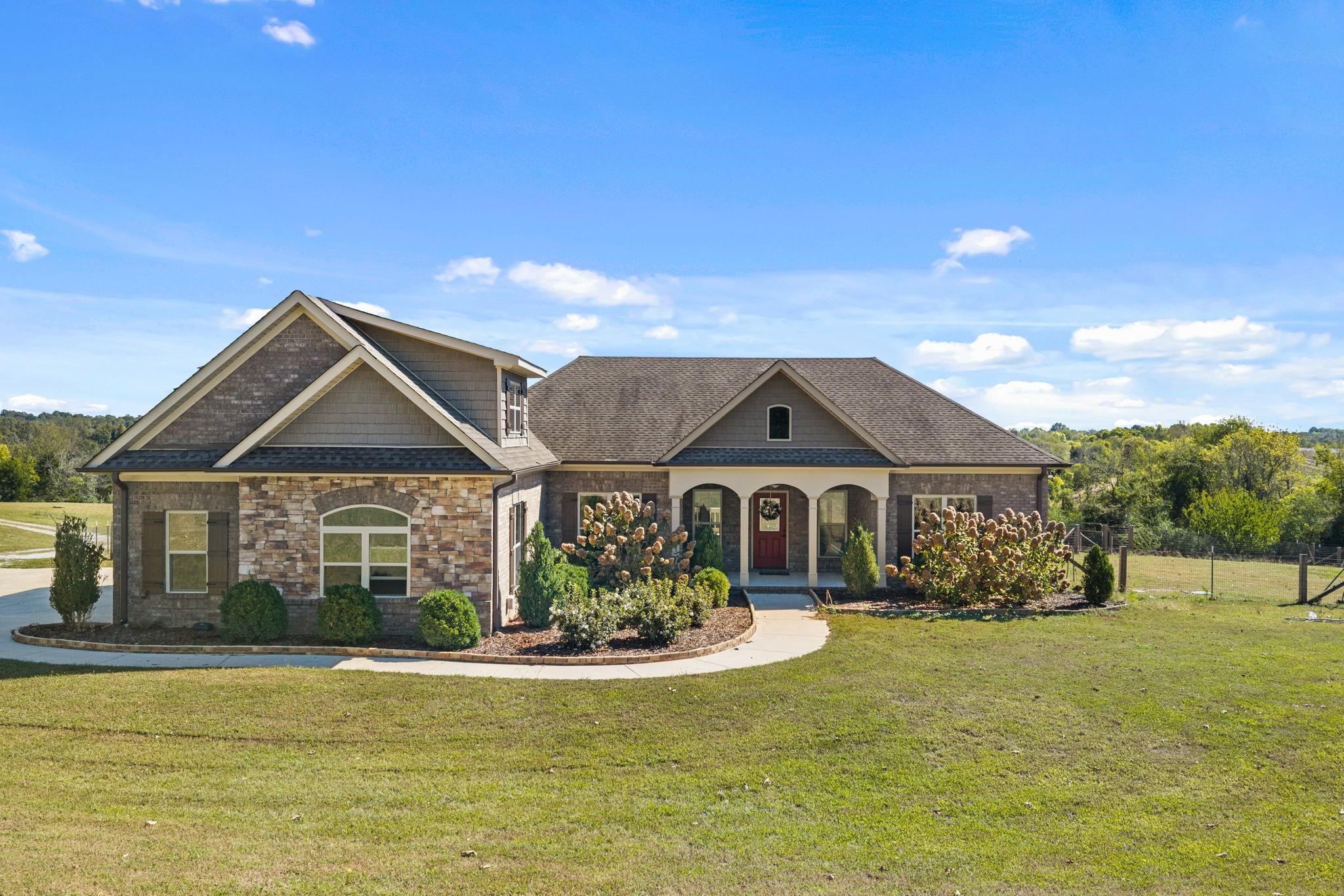 18295 Cox Rd, Athens, AL 35611 — photo 1