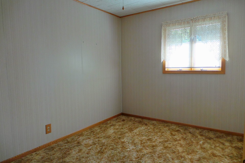 1338 S EIGHTH STREET, Medford, Wisconsin 54451, ,Commercial/industrial,For Sale,1338 S EIGHTH STREET,21807997