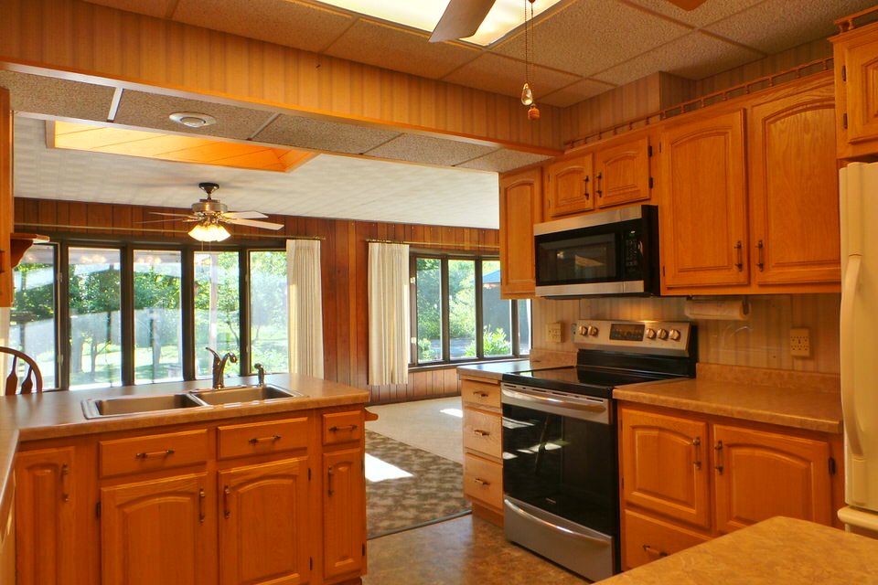 1338 S EIGHTH STREET, Medford, Wisconsin 54451, ,Commercial/industrial,For Sale,1338 S EIGHTH STREET,21807997