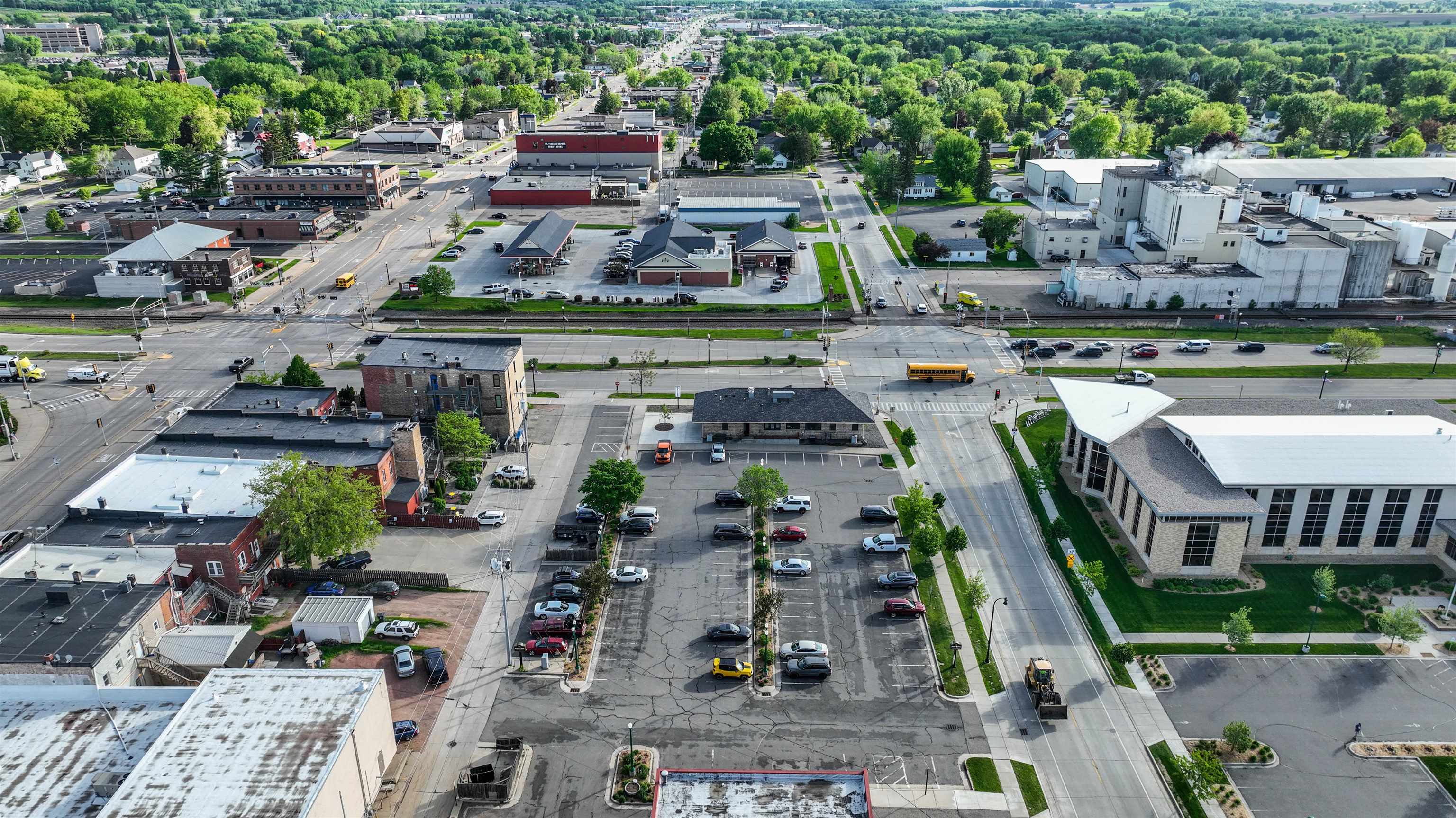 112 E VETERANS PARKWAY, Marshfield, Wisconsin 54449, ,Commercial/industrial,For Sale,112 E VETERANS PARKWAY,22202565