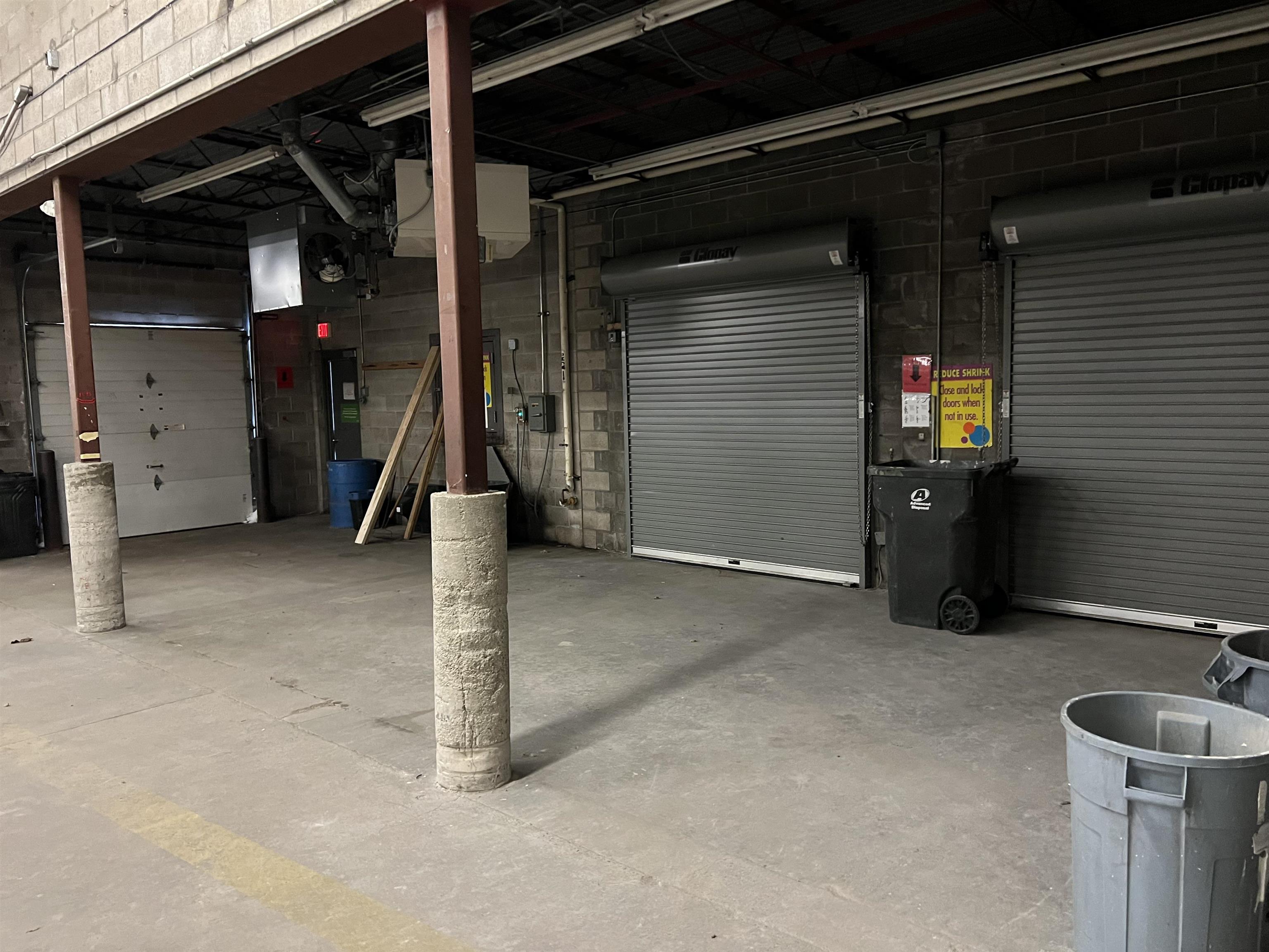 1306 N CENTRAL AVENUE, Marshfield, Wisconsin 54449, ,Commercial/industrial,For Rent,1306 N CENTRAL AVENUE,22230675