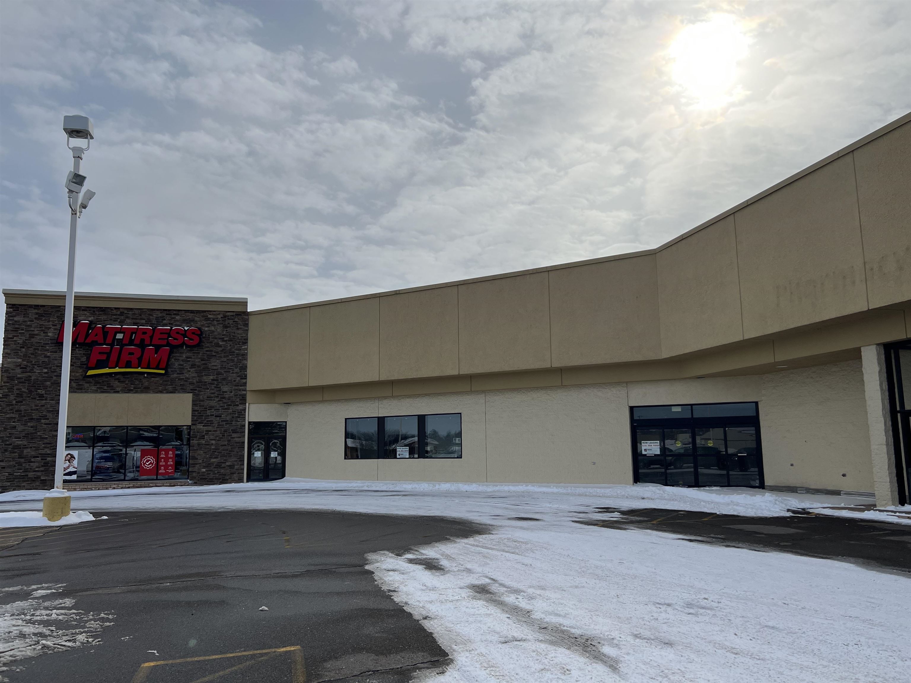 1306 N CENTRAL AVENUE, Marshfield, Wisconsin 54449, ,Commercial/industrial,For Rent,1306 N CENTRAL AVENUE,22230675