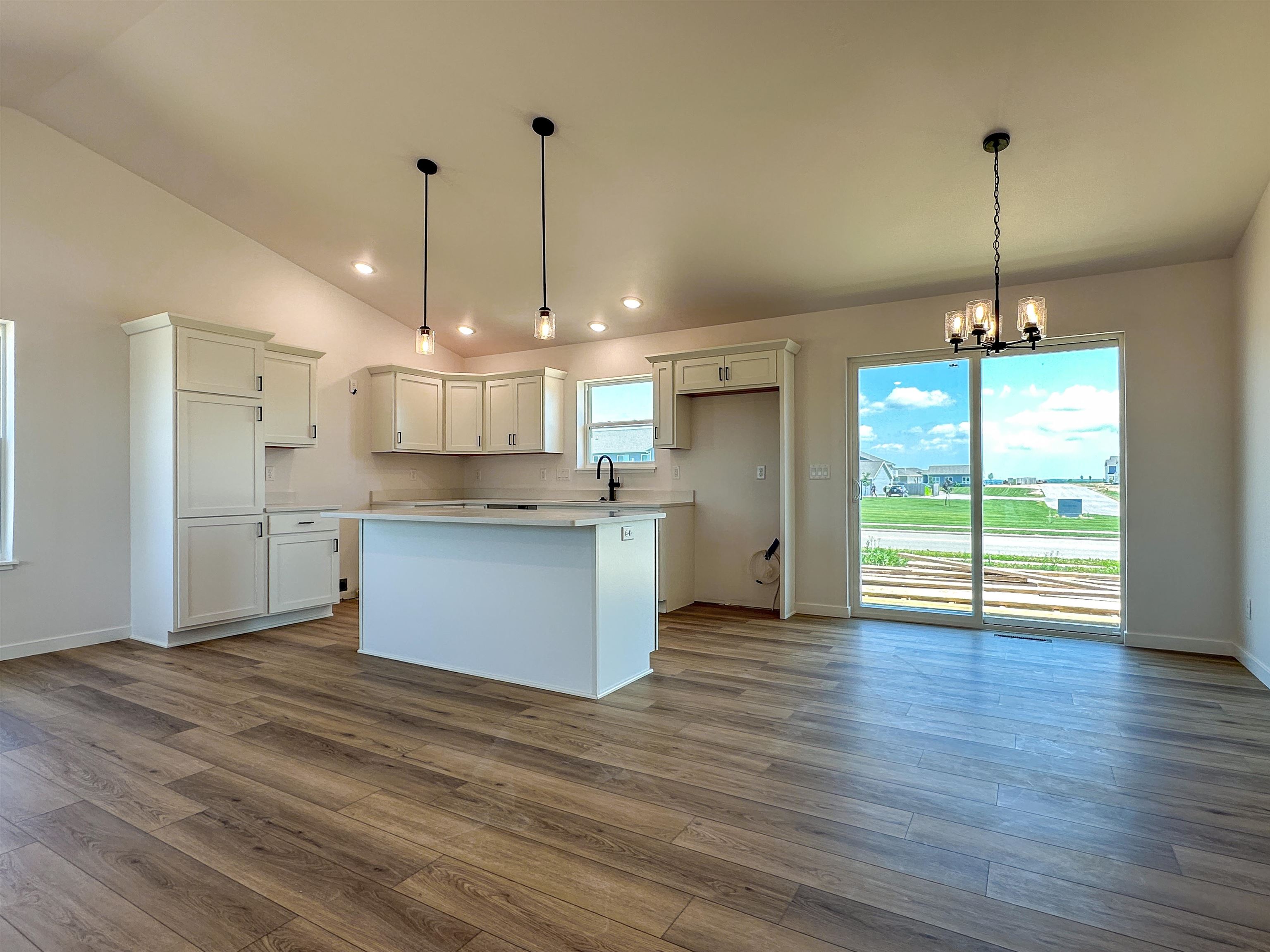 1118 BONETTE LANE, CHILTON, Wisconsin 53014, 4 Bedrooms Bedrooms, ,3 BathroomsBathrooms,Residential,For Sale,1118 BONETTE LANE,22400880