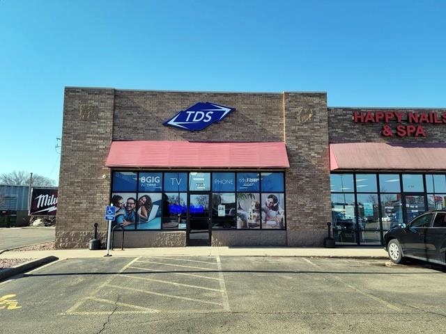 705 S CENTRAL AVENUE, Marshfield, Wisconsin 54449, ,Commercial/industrial,For Rent,705 S CENTRAL AVENUE,22401327