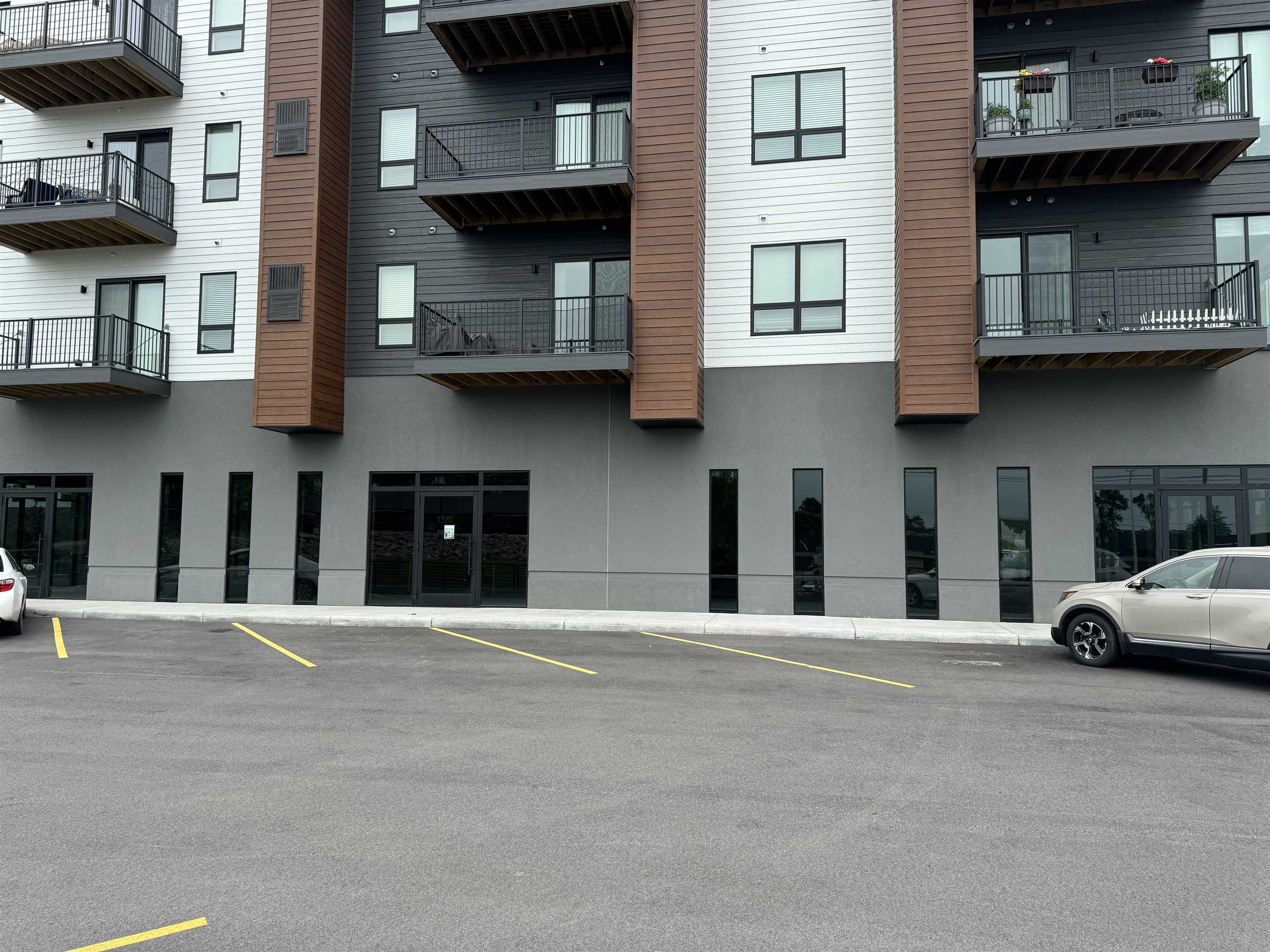 1520 ELM STREET, Wausau, Wisconsin 54401, ,Commercial/industrial,For Rent,1520 ELM STREET,22402875
