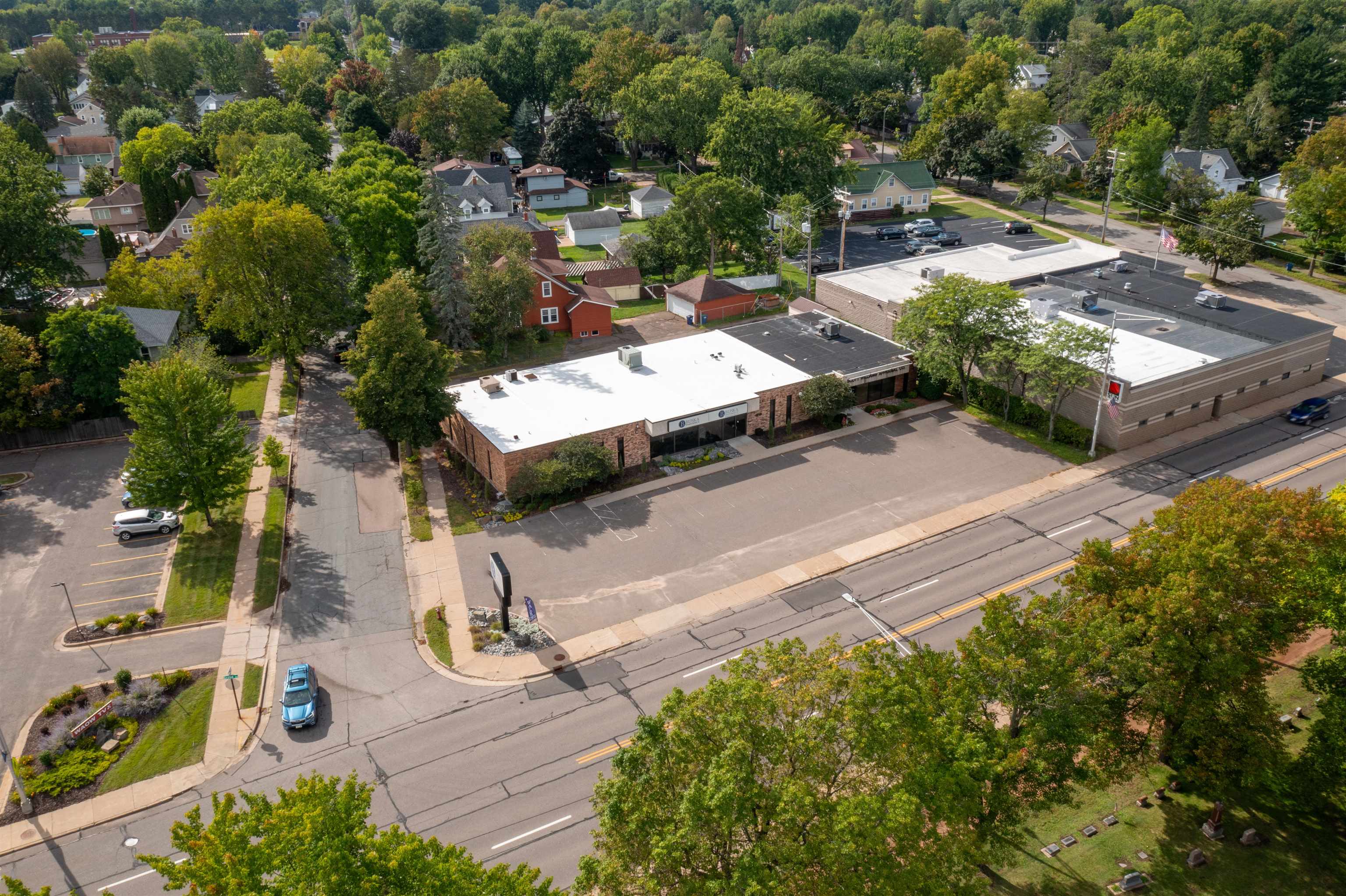 1818 GRAND AVENUE, Wausau, Wisconsin 54403, ,Commercial/industrial,For Sale,1818 GRAND AVENUE,22404127